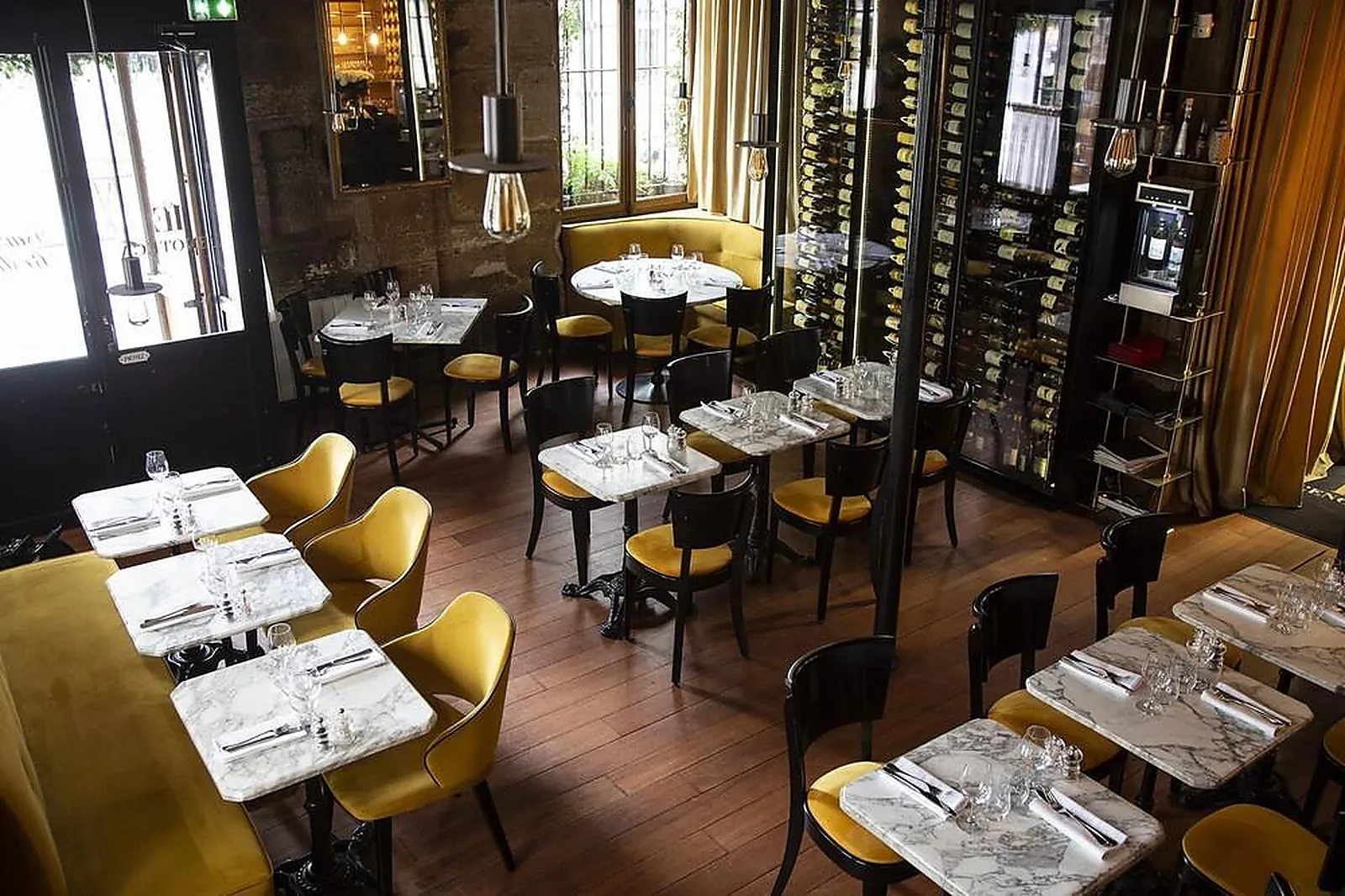 Cafés et Restaurants, RESTAURANTS - PARIS (PARIS) : LL&RSQUO;ENOTECA