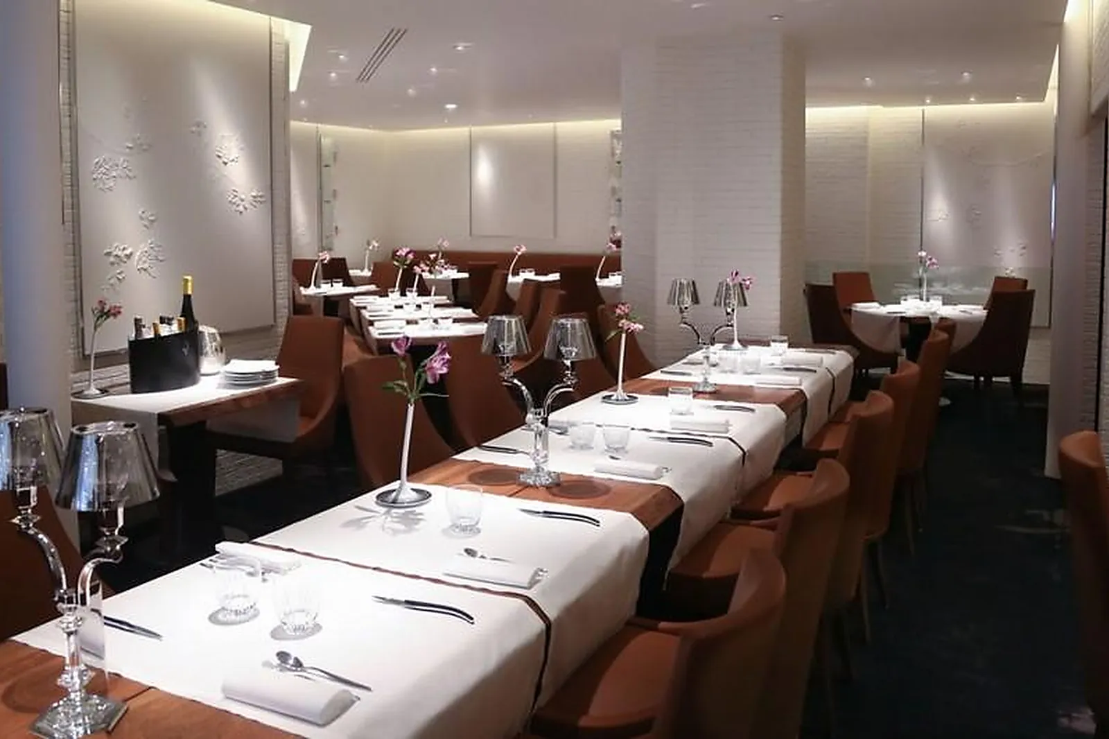 Cafés et Restaurants, RESTAURANTS - PARIS (PARIS) : LA DAME DE PIC