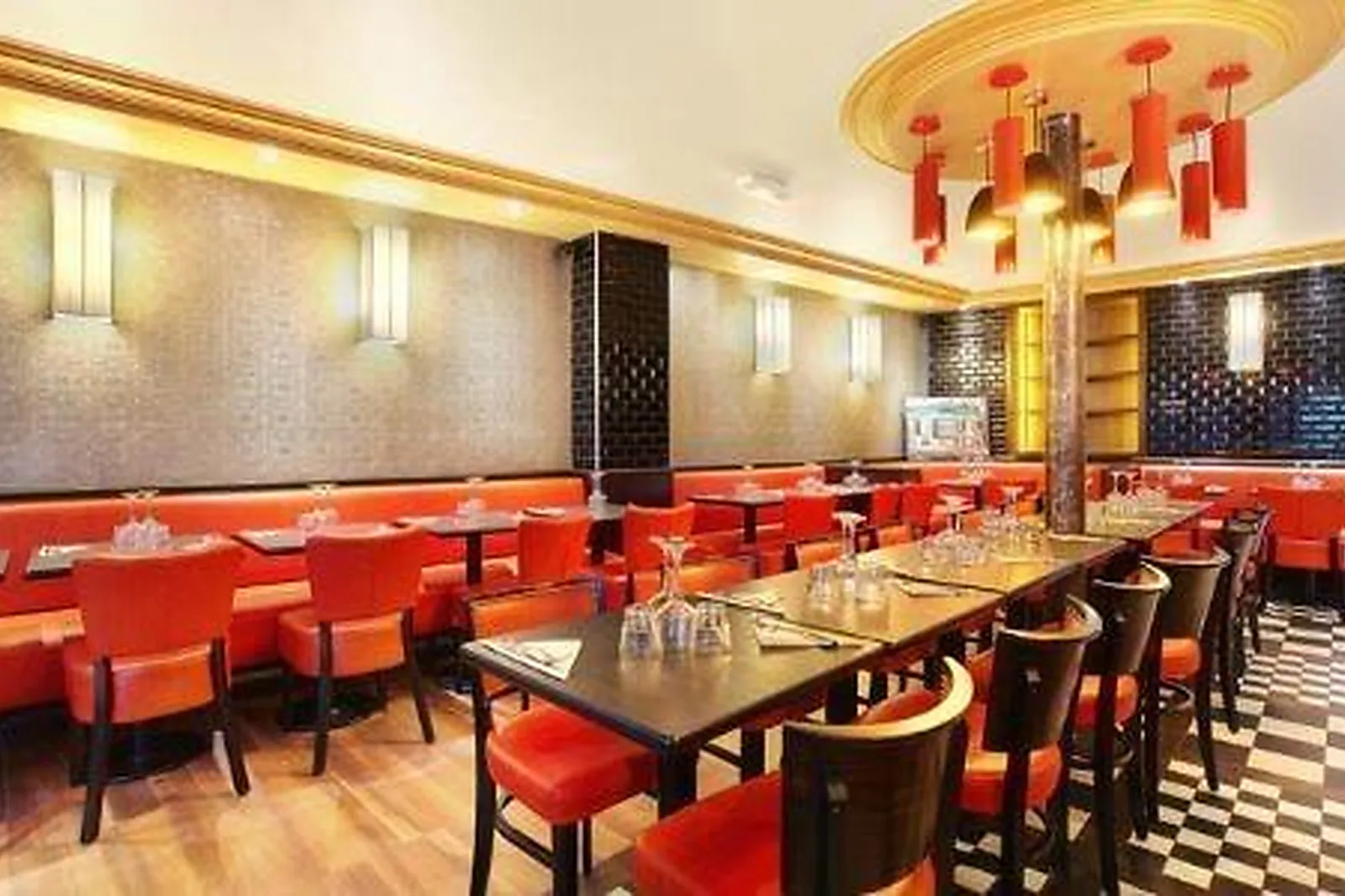 Cafés et Restaurants, RESTAURANTS - PARIS (PARIS) : LA NOUVELLE ETOILE