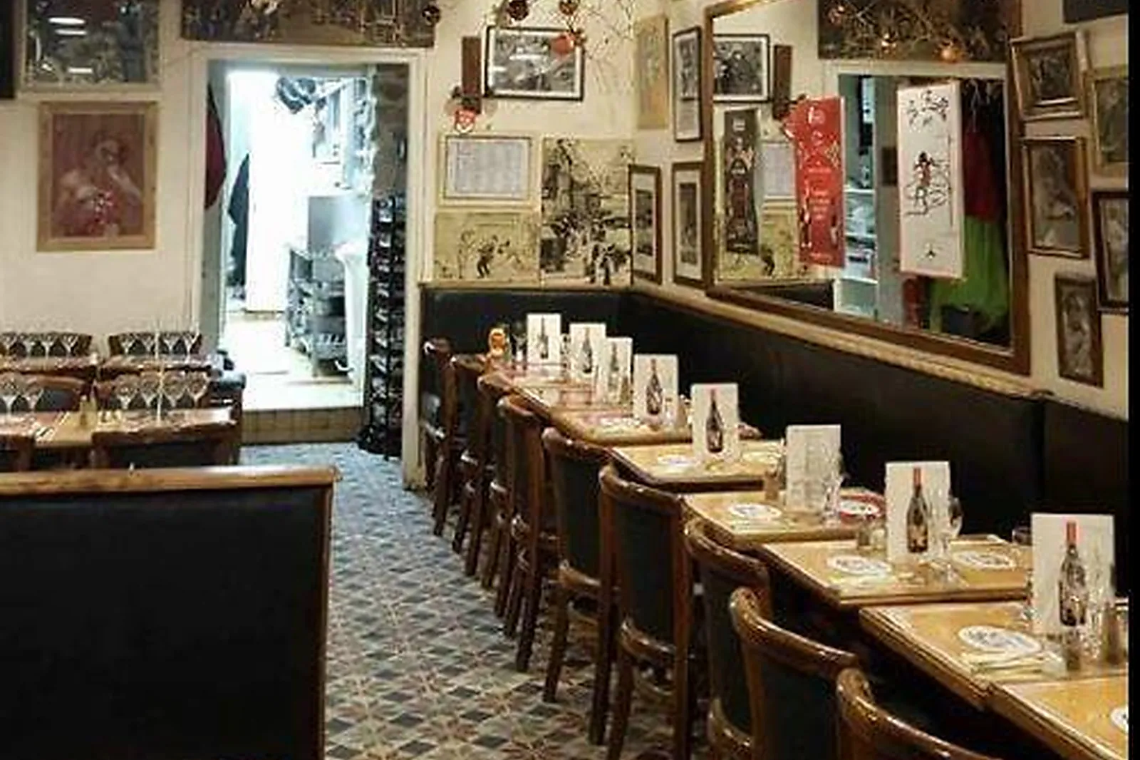 Cafés et Restaurants, RESTAURANTS - PARIS (PARIS) : LA RAVIGOTE