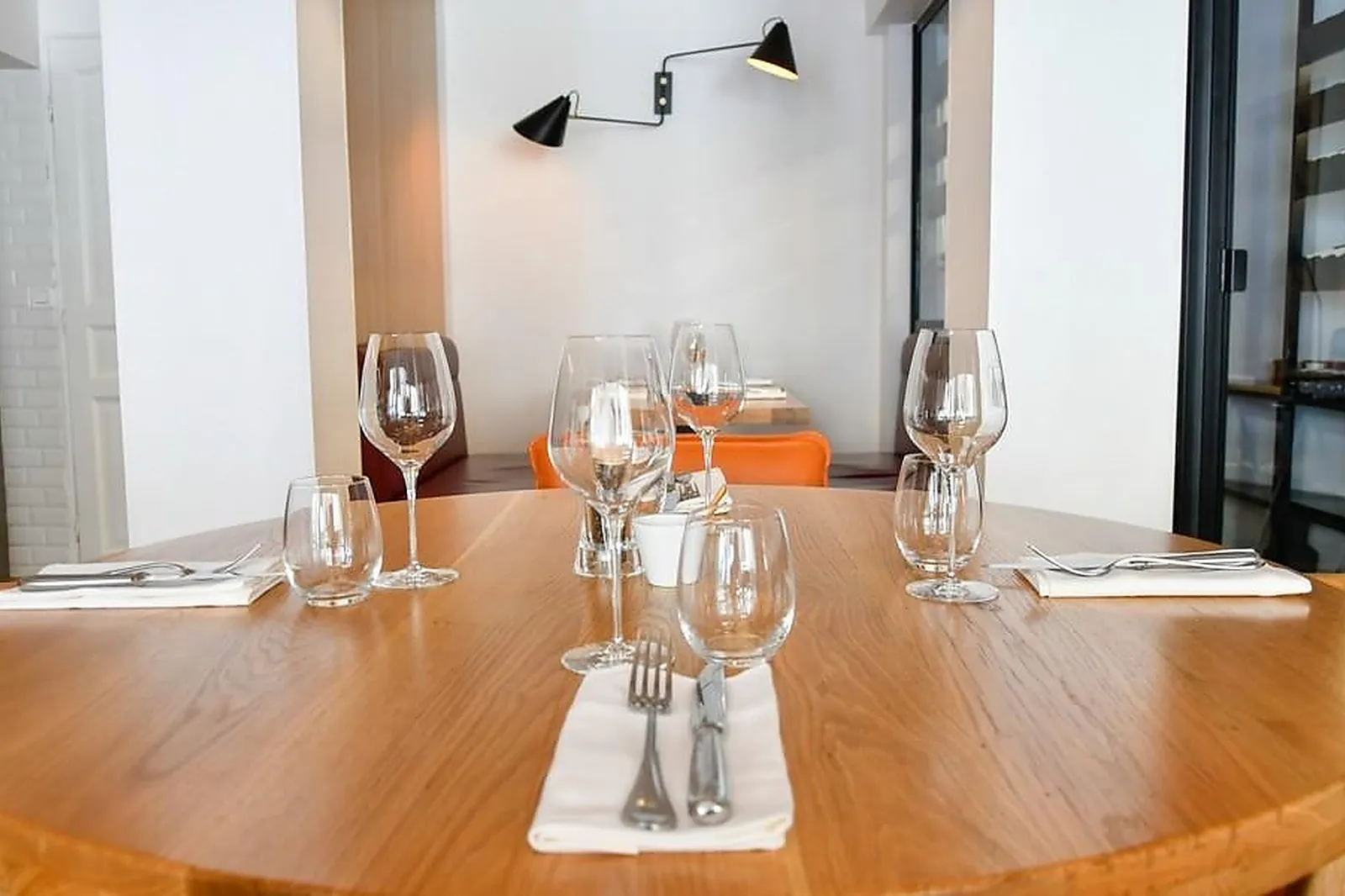 Cafés et Restaurants, RESTAURANTS - PARIS (PARIS) : LE 122