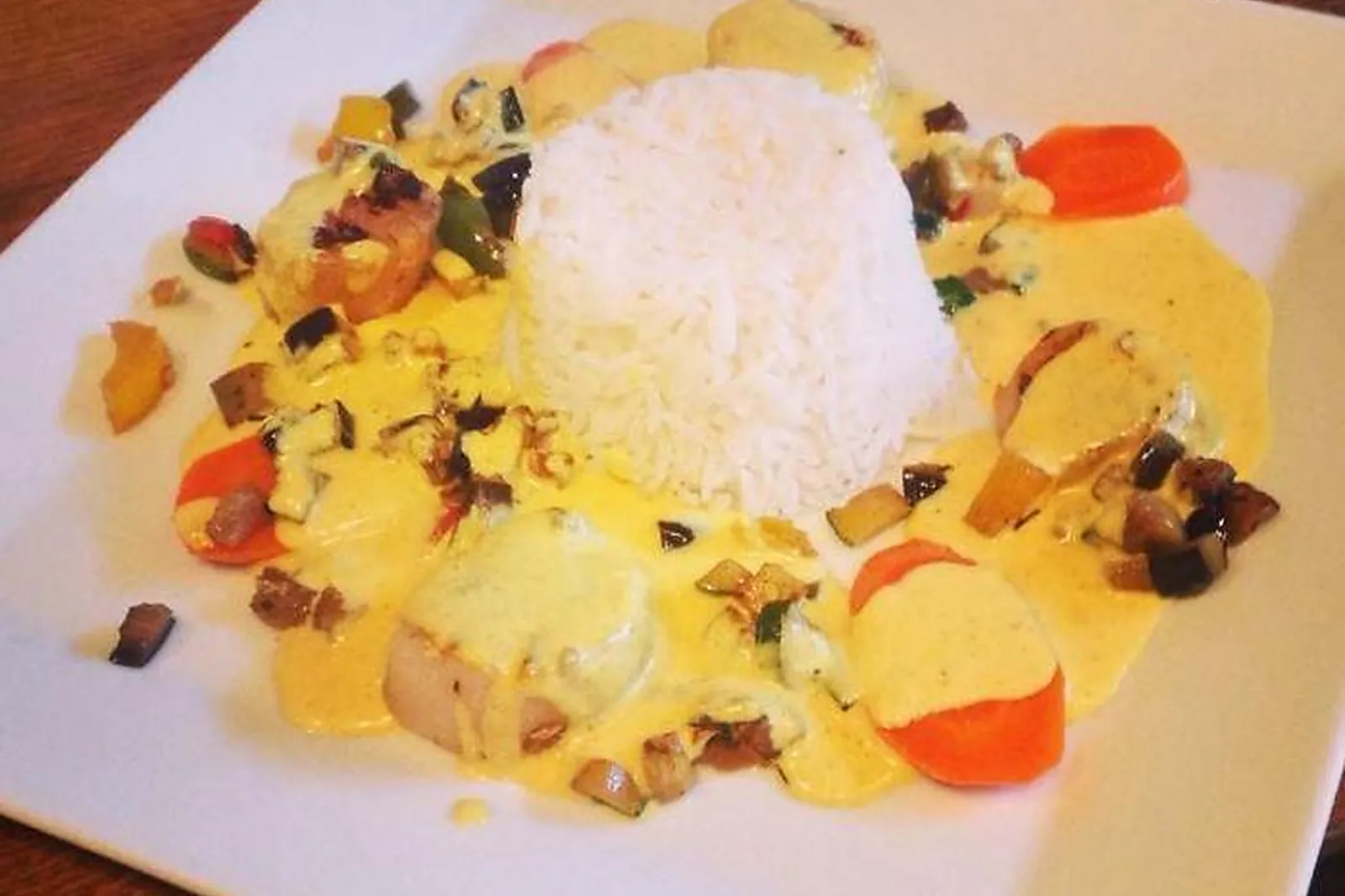 Cafés et Restaurants, RESTAURANTS - PARIS (PARIS) : LE CAFÉ DE LA PRESSE