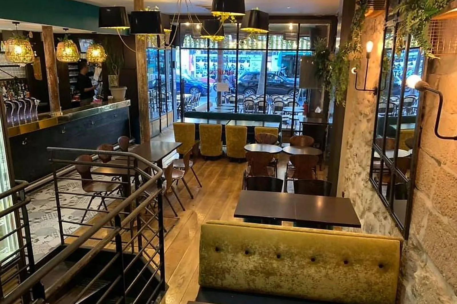 Cafés et Restaurants, RESTAURANTS - PARIS (PARIS) : LE CAFÉ DU CHATELET