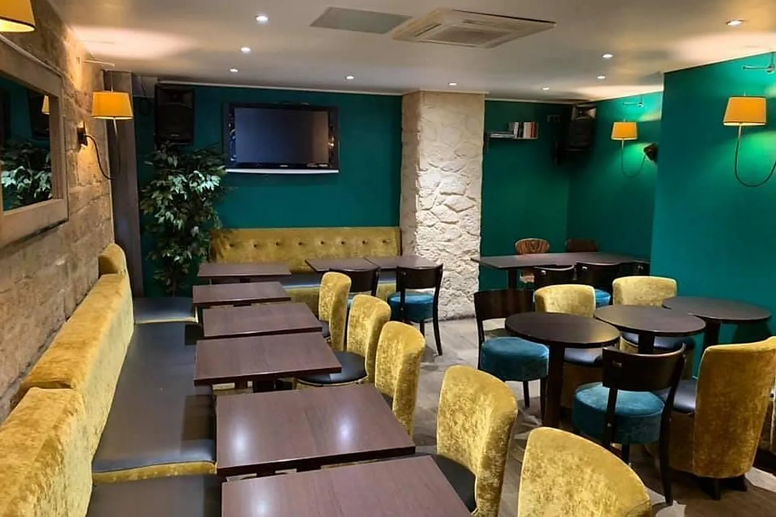 Cafés et Restaurants, RESTAURANTS - PARIS (PARIS) : LE CAFÉ DU CHATELET