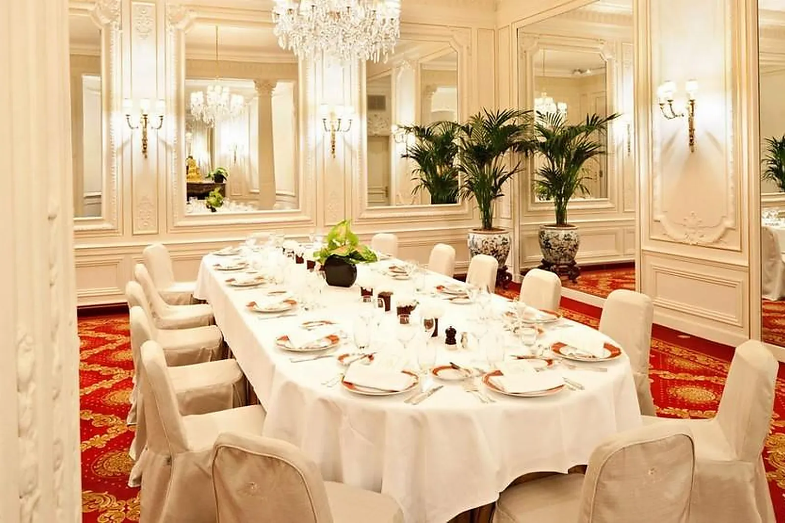 Cafés et Restaurants, RESTAURANTS - PARIS (PARIS) : LE CÉLADON