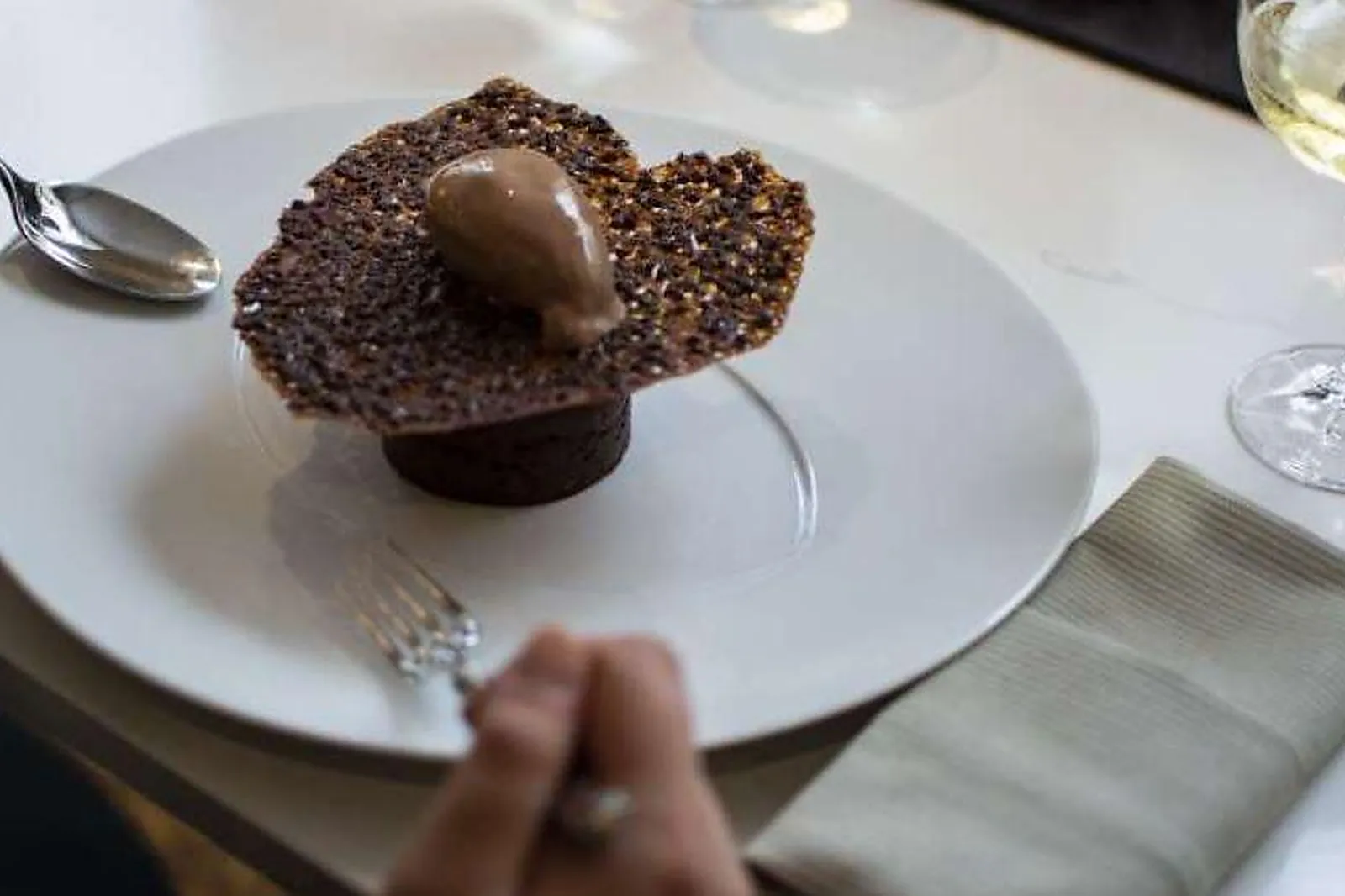 Cafés et Restaurants, RESTAURANTS - PARIS (PARIS) : LE CÉLADON