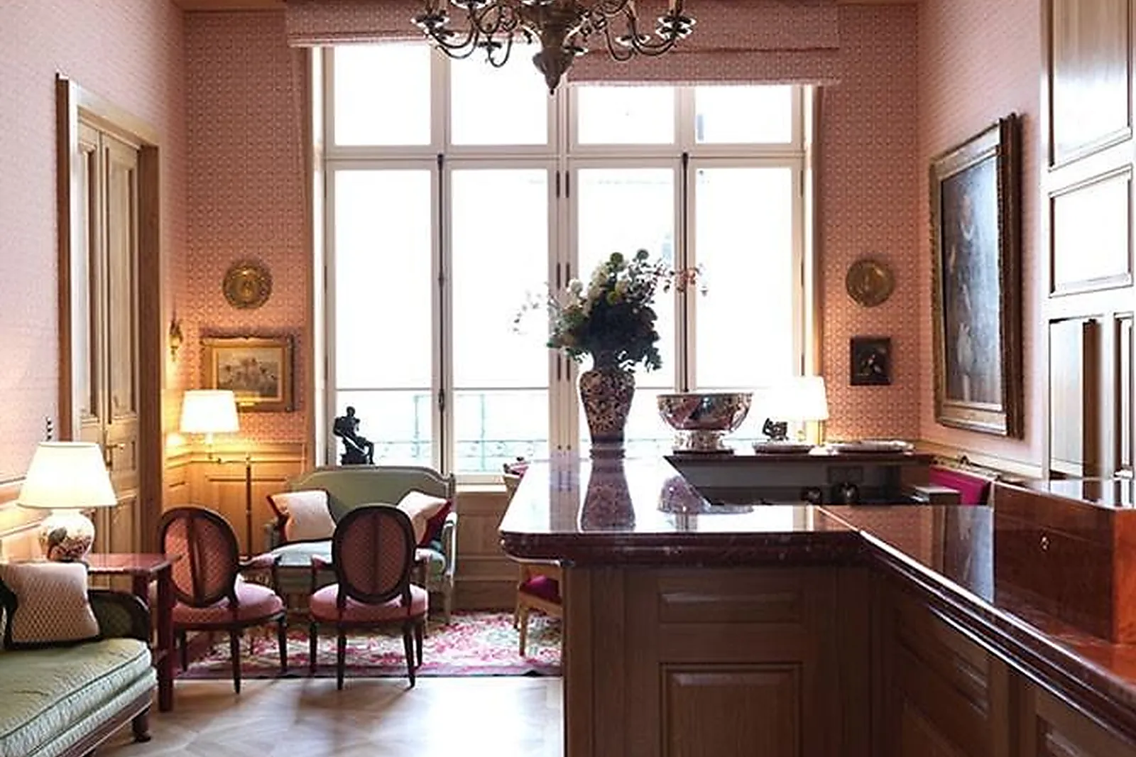 Cafés et Restaurants, RESTAURANTS - PARIS (PARIS) : LE CLARENCE