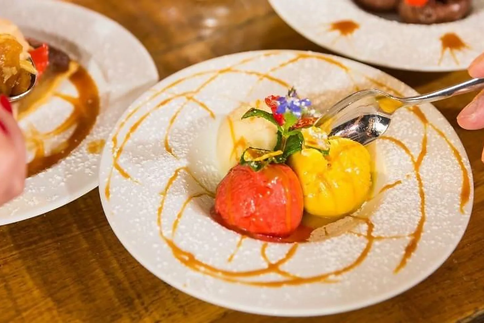 Cafés et Restaurants, RESTAURANTS - PARIS (PARIS) : LE COLIMAÇON