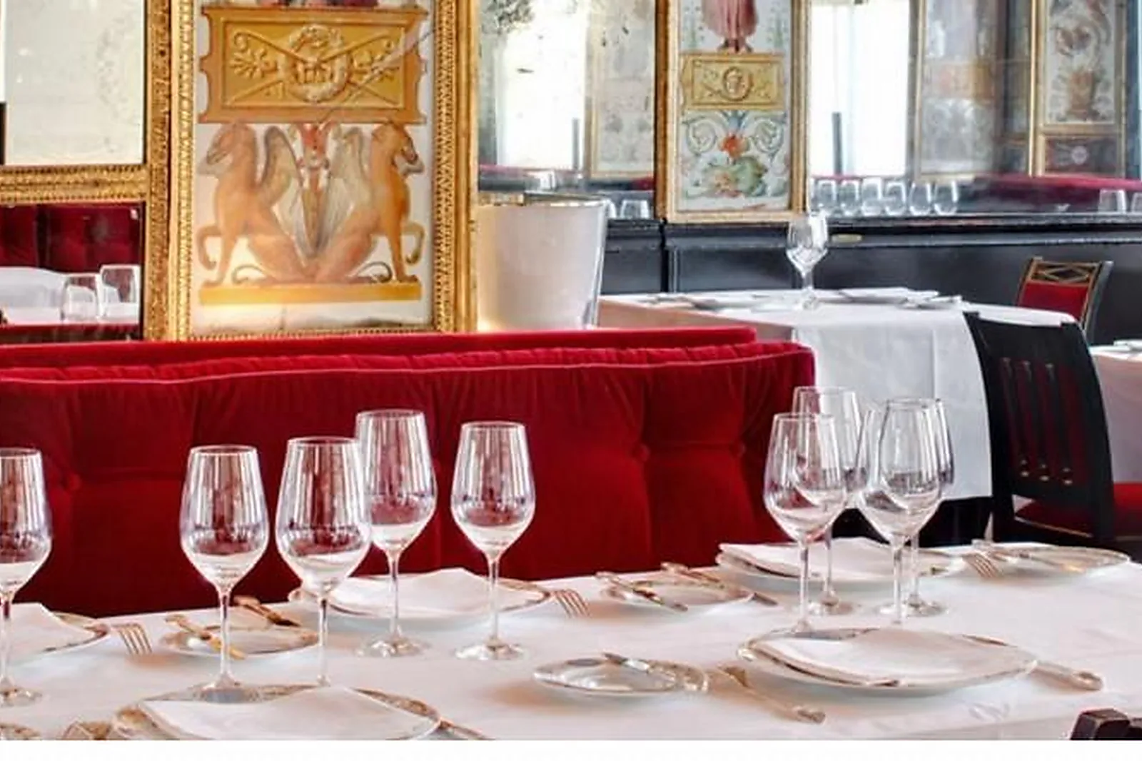 Cafés et Restaurants, RESTAURANTS - PARIS (PARIS) : LE GRAND VÉFOUR