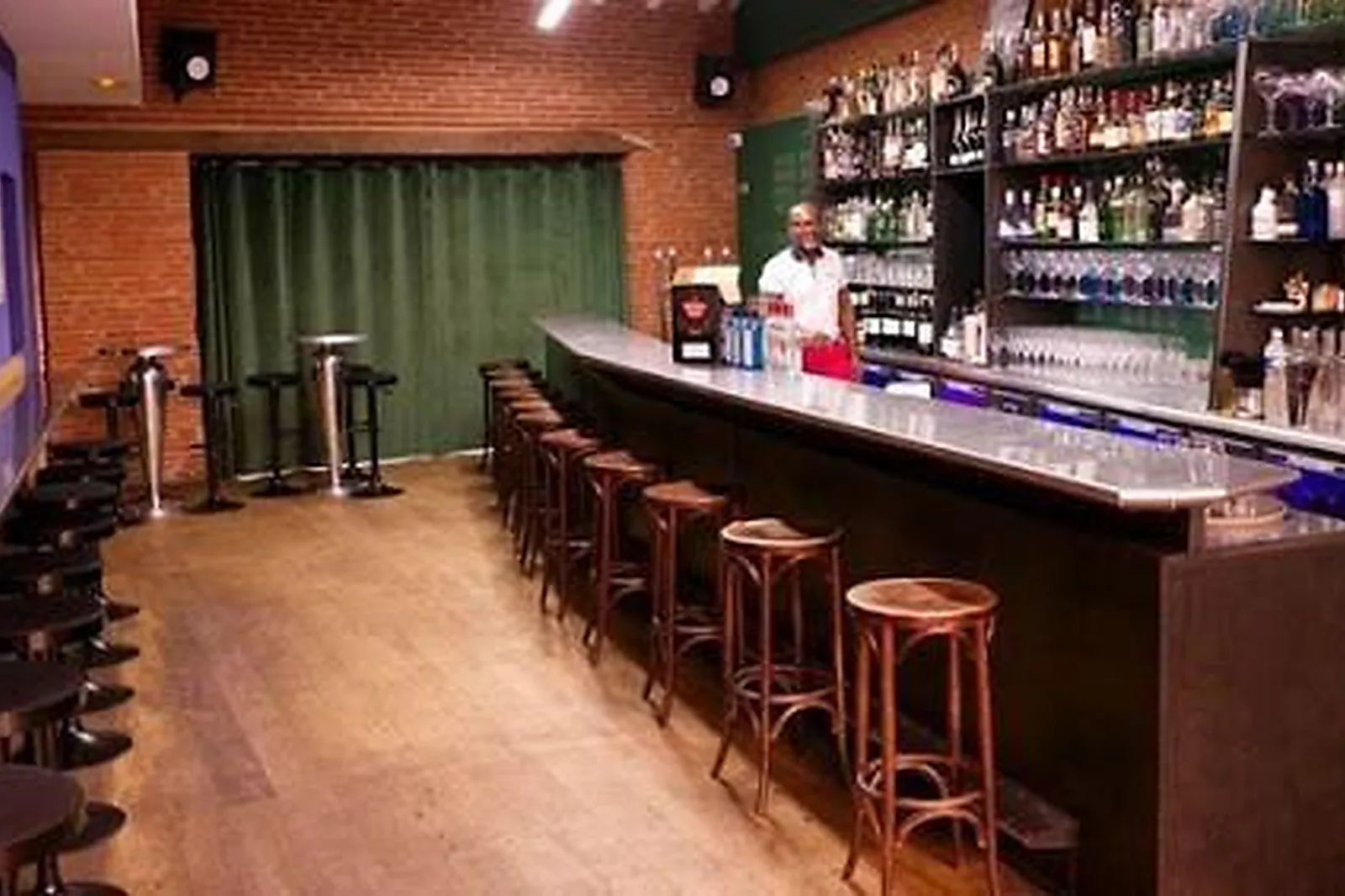 Cafés et Restaurants, RESTAURANTS - PARIS (PARIS) : LE JL&RSQUO;GO TOULOUSE