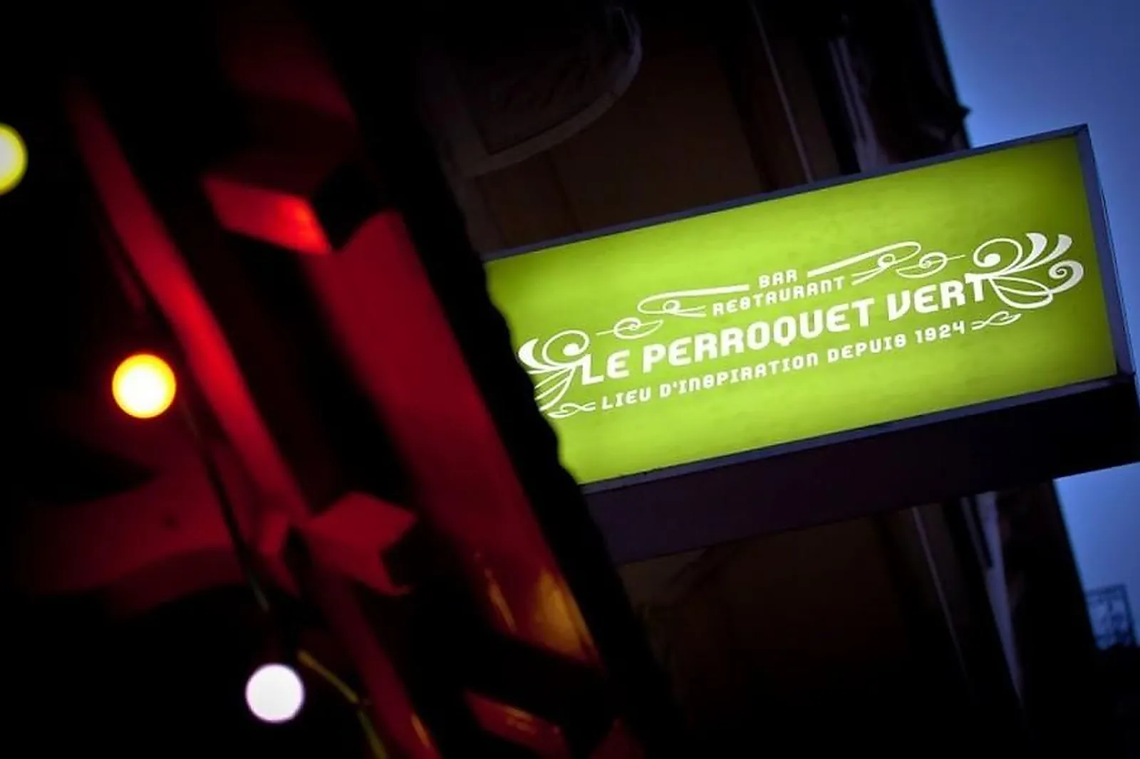 Cafés et Restaurants, RESTAURANTS - PARIS (PARIS) : LE PERROQUET VERT