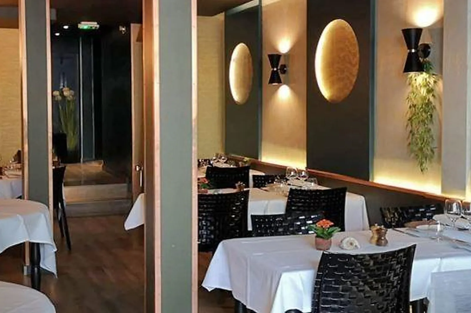 Cafés et Restaurants, RESTAURANTS - PARIS (PARIS) : LE VENT DL&RSQUO;ARMOR