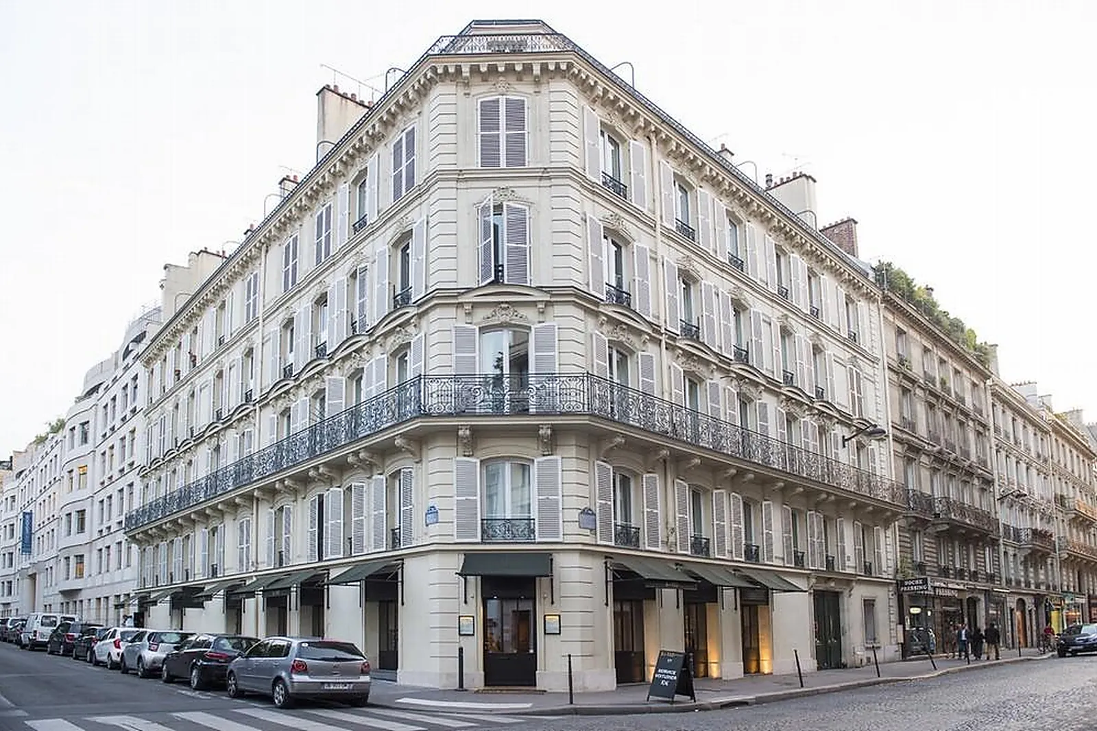 Cafés et Restaurants, RESTAURANTS - PARIS (PARIS) : LES 110 DE TAILLEVENT