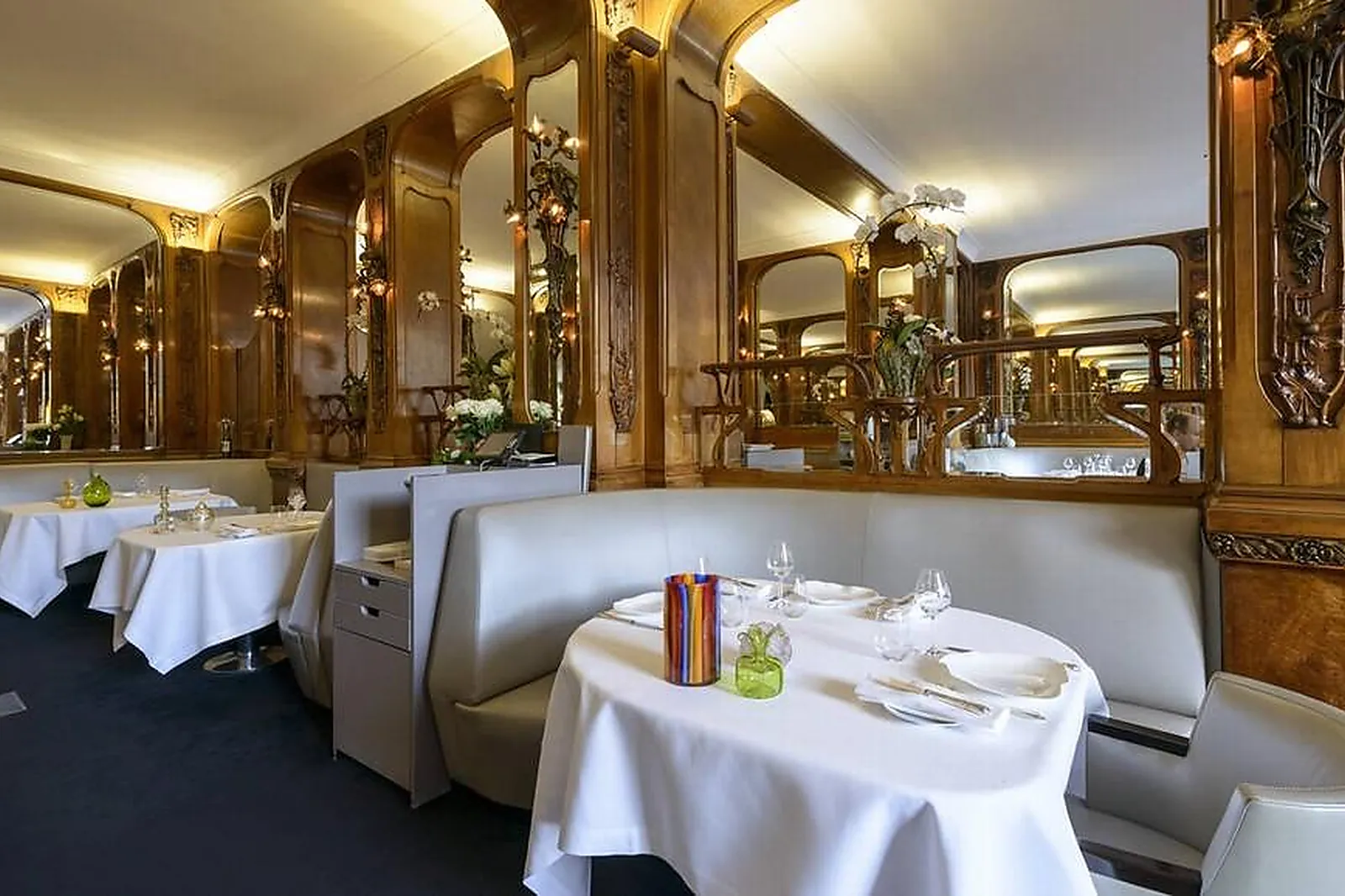 Cafés et Restaurants, RESTAURANTS - PARIS (PARIS) : LUCAS CARTON