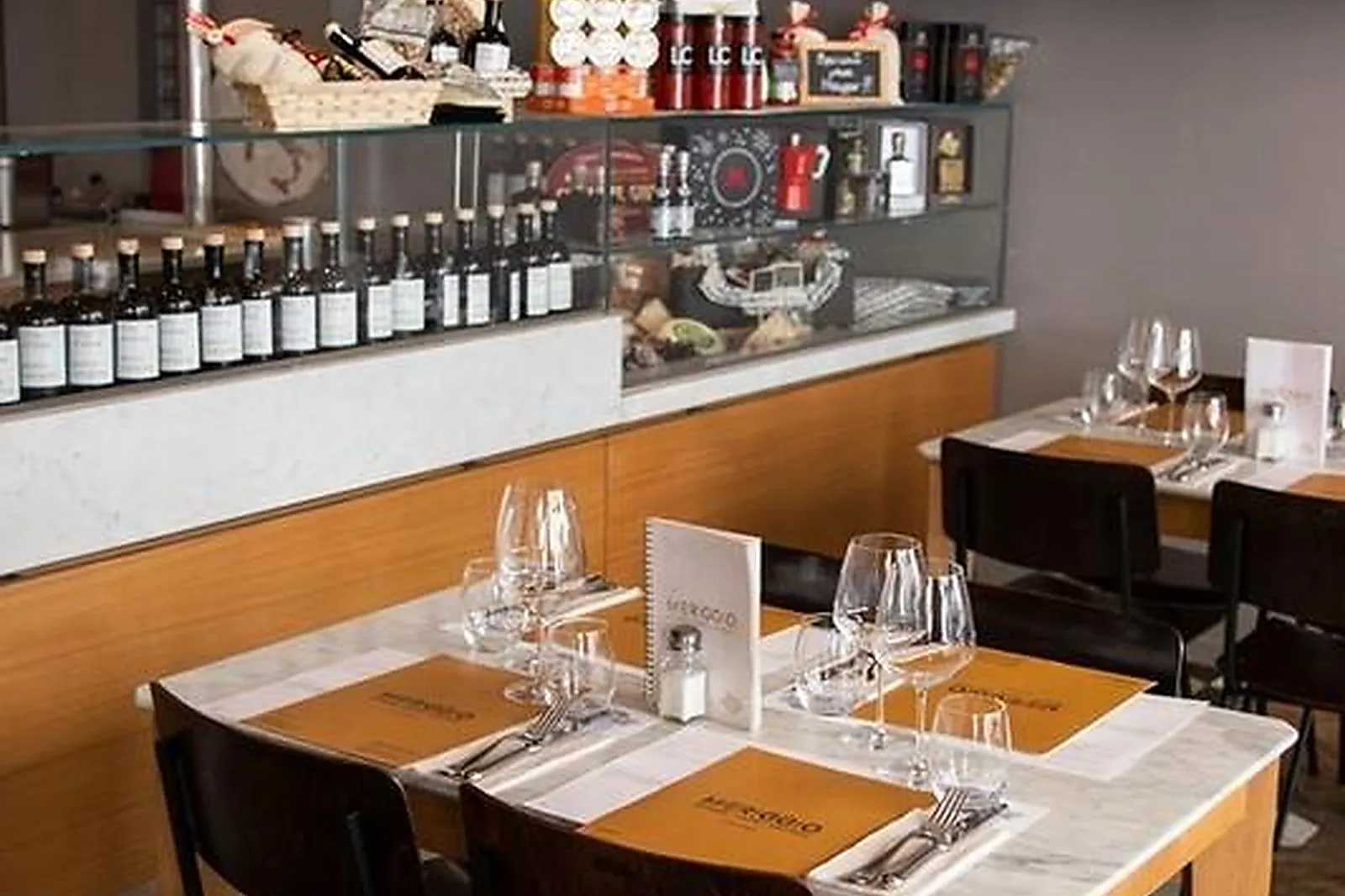 Cafés et Restaurants, RESTAURANTS - PARIS (PARIS) : MERIGGIO