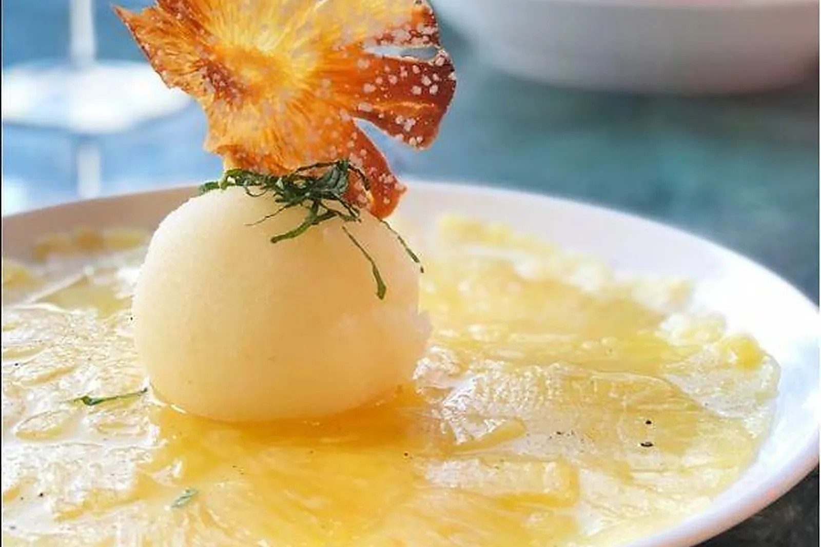 Cafés et Restaurants, RESTAURANTS - PARIS (PARIS) : MON SQUARE