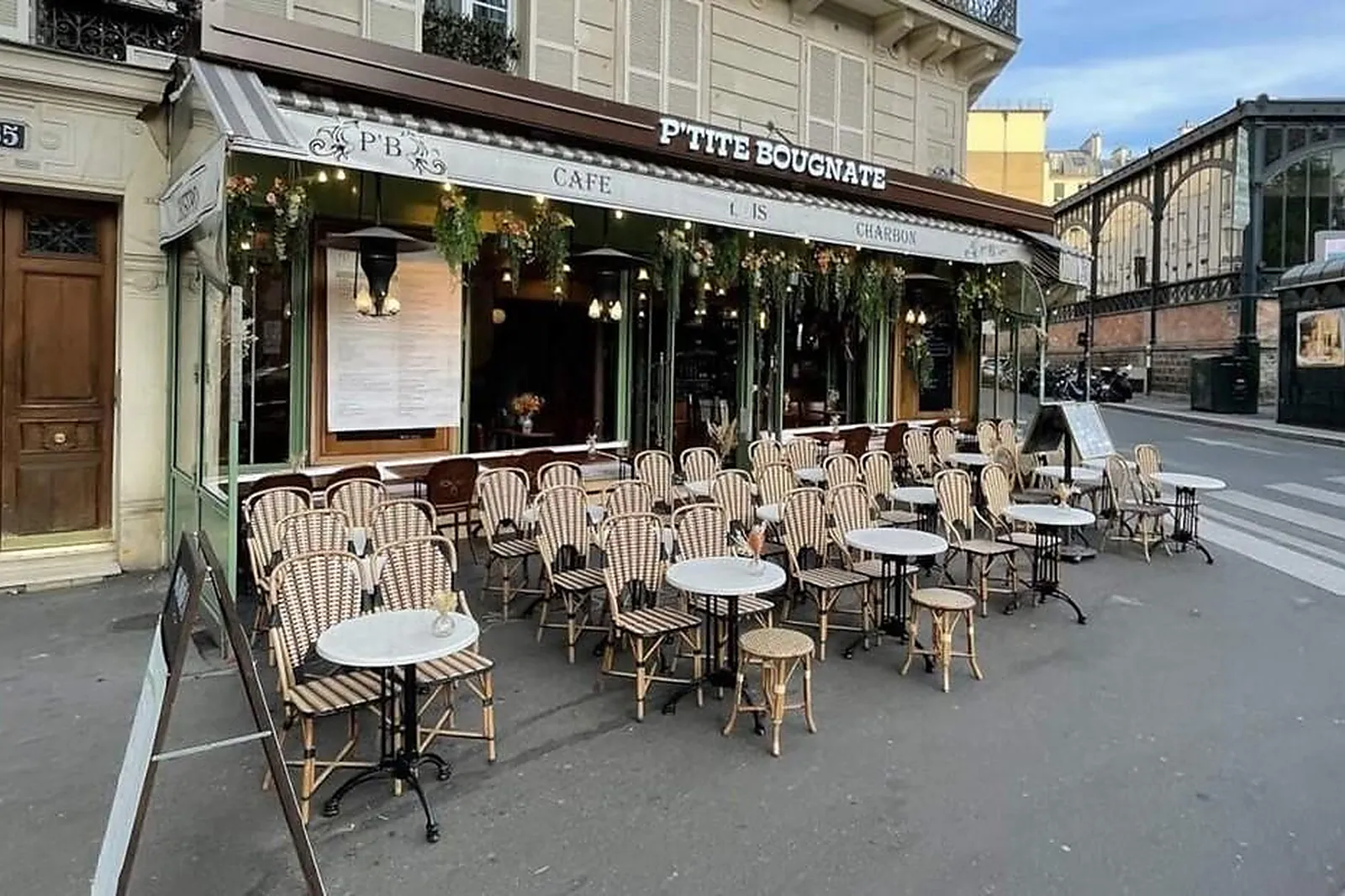 Cafés et Restaurants, RESTAURANTS - PARIS (PARIS) : PL&RSQUO;TITE BOUGNATE