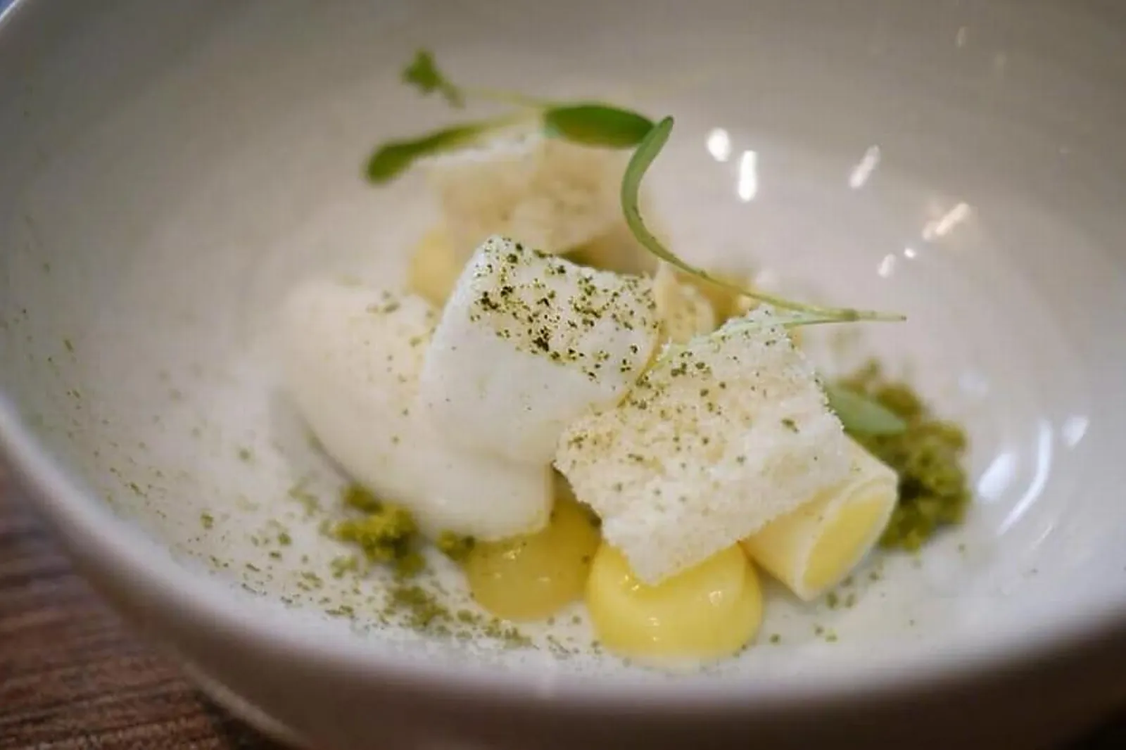 Île-de-France, RESTAURANTS - PARIS (PARIS) : QUI PLUME LE LUNE