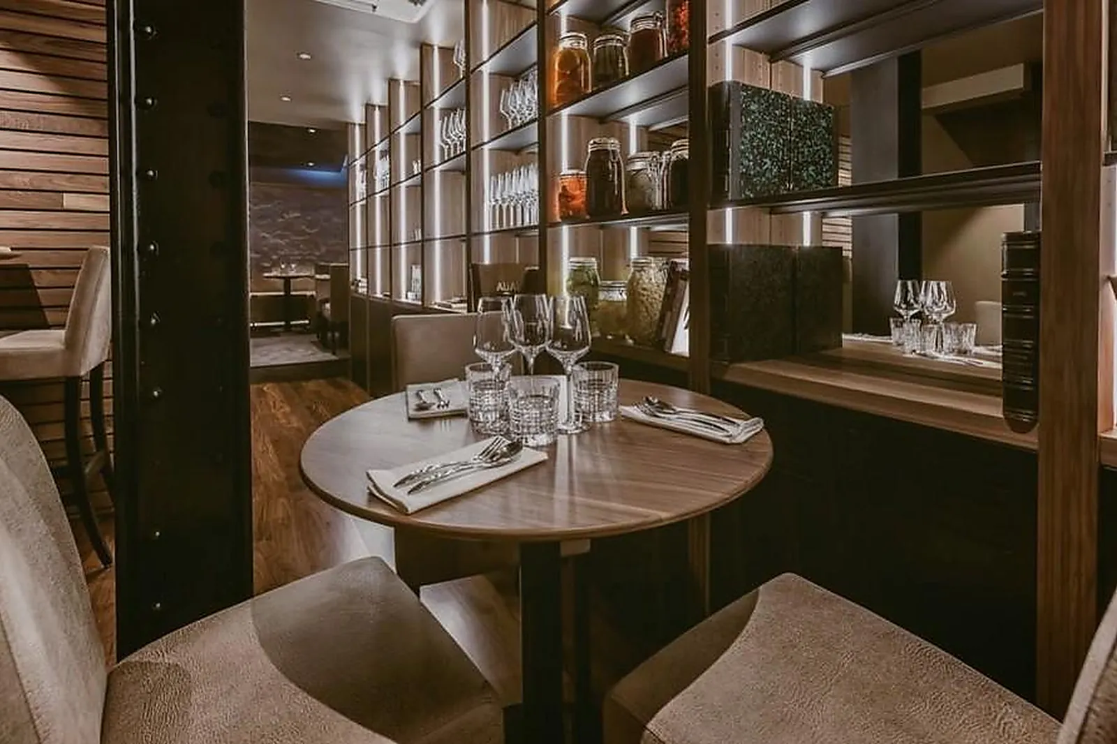 Cafés et Restaurants, RESTAURANTS - PARIS (PARIS) : RESTAURANT MUMI