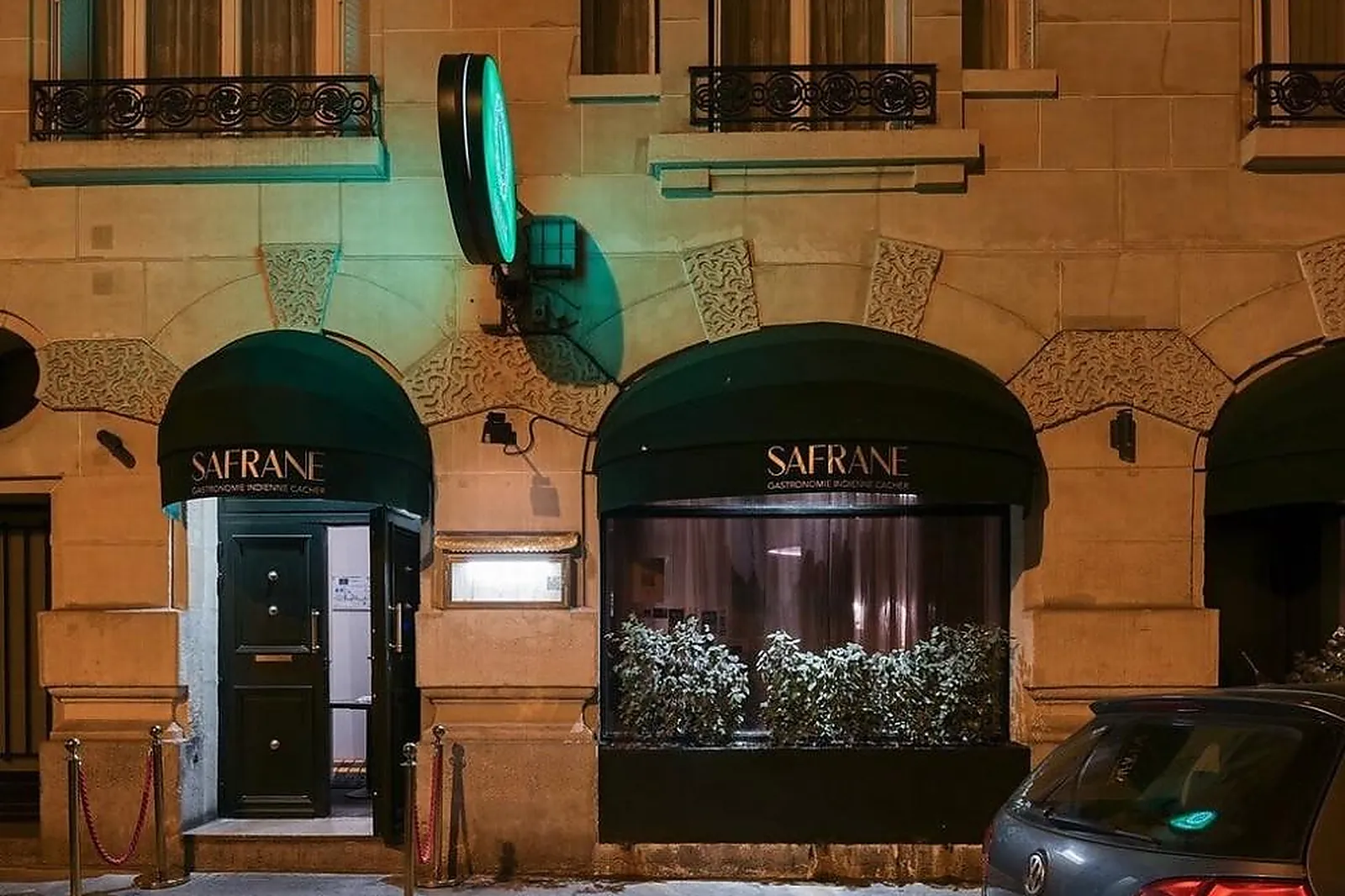 Cafés et Restaurants, RESTAURANTS - PARIS (PARIS) : SAFRANE