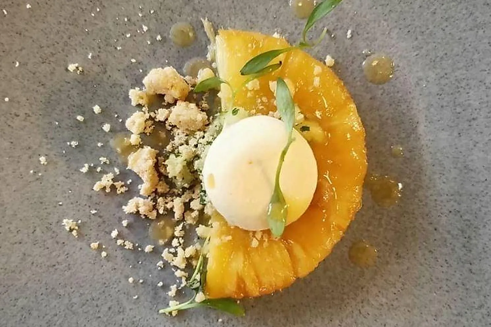 Cafés et Restaurants, RESTAURANTS - PARIS (PARIS) : SIMONE LE RESTO