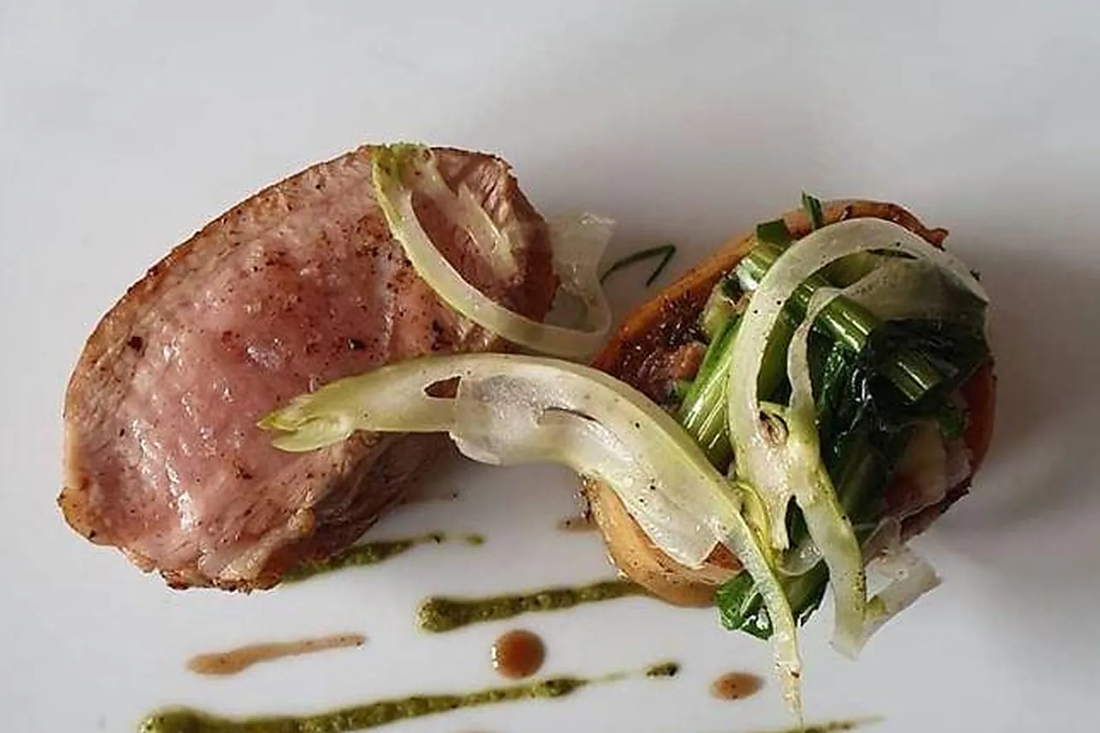 Cafés et Restaurants, RESTAURANTS - PARIS (PARIS) : SOURIRE LE RESTAURANT