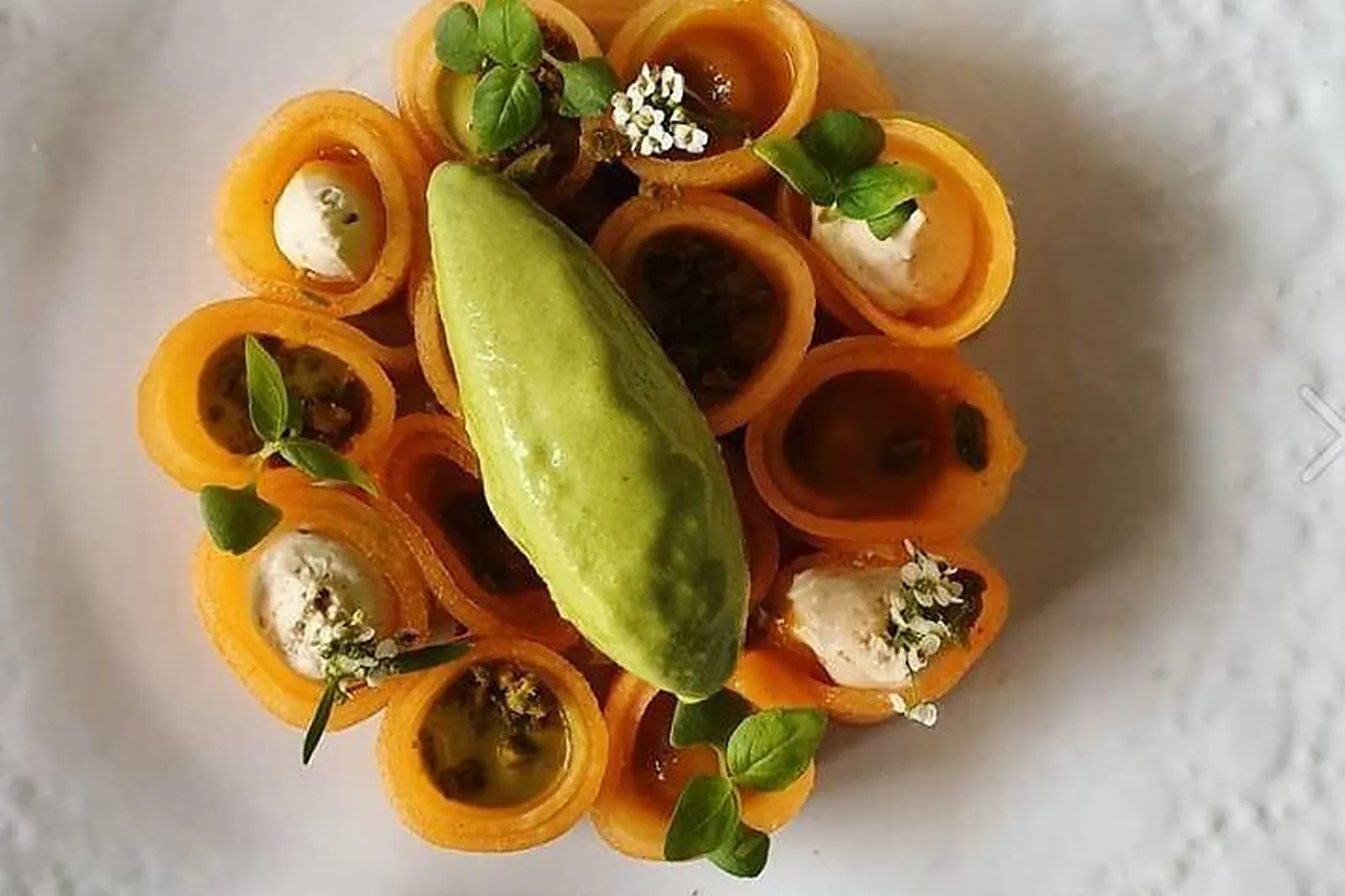 Cafés et Restaurants, RESTAURANTS - PARIS (PARIS) : SOURIRE LE RESTAURANT