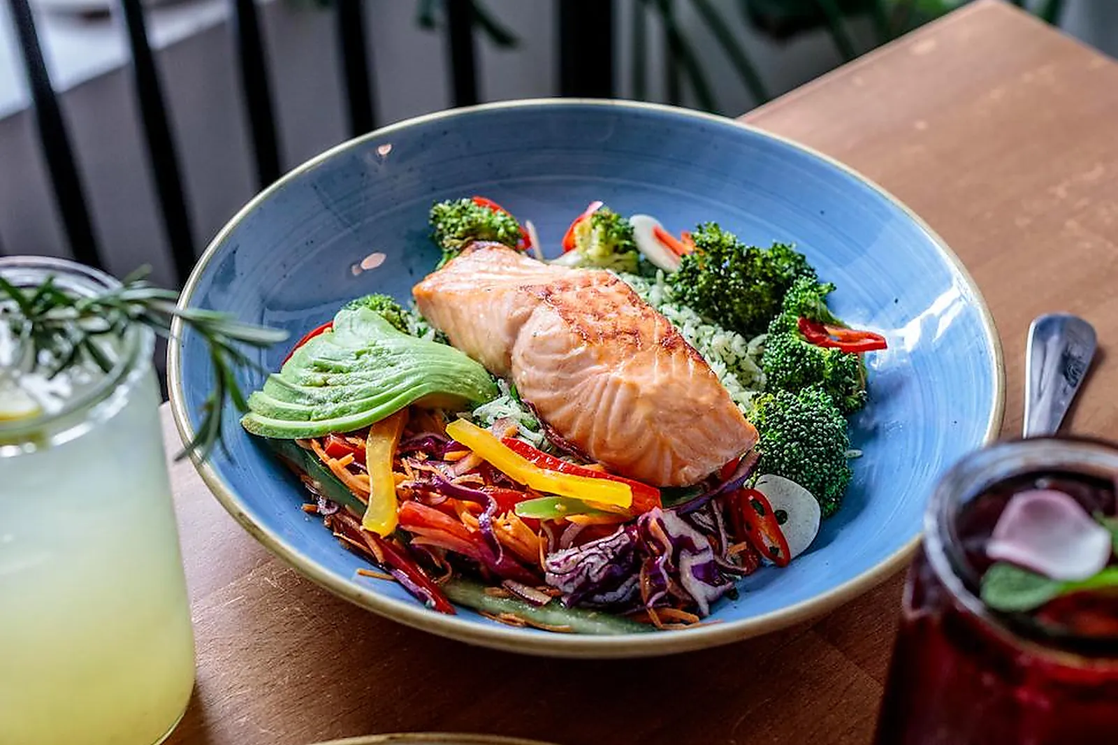 Cafés et Restaurants, RESTAURANTS - PARIS (PARIS) : SUNDAY IN SOHO