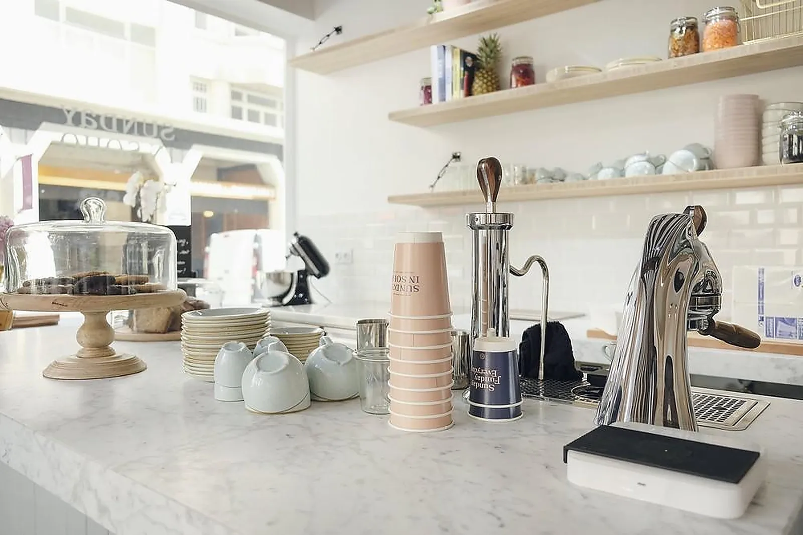 Cafés et Restaurants, RESTAURANTS - PARIS (PARIS) : SUNDAY IN SOHO