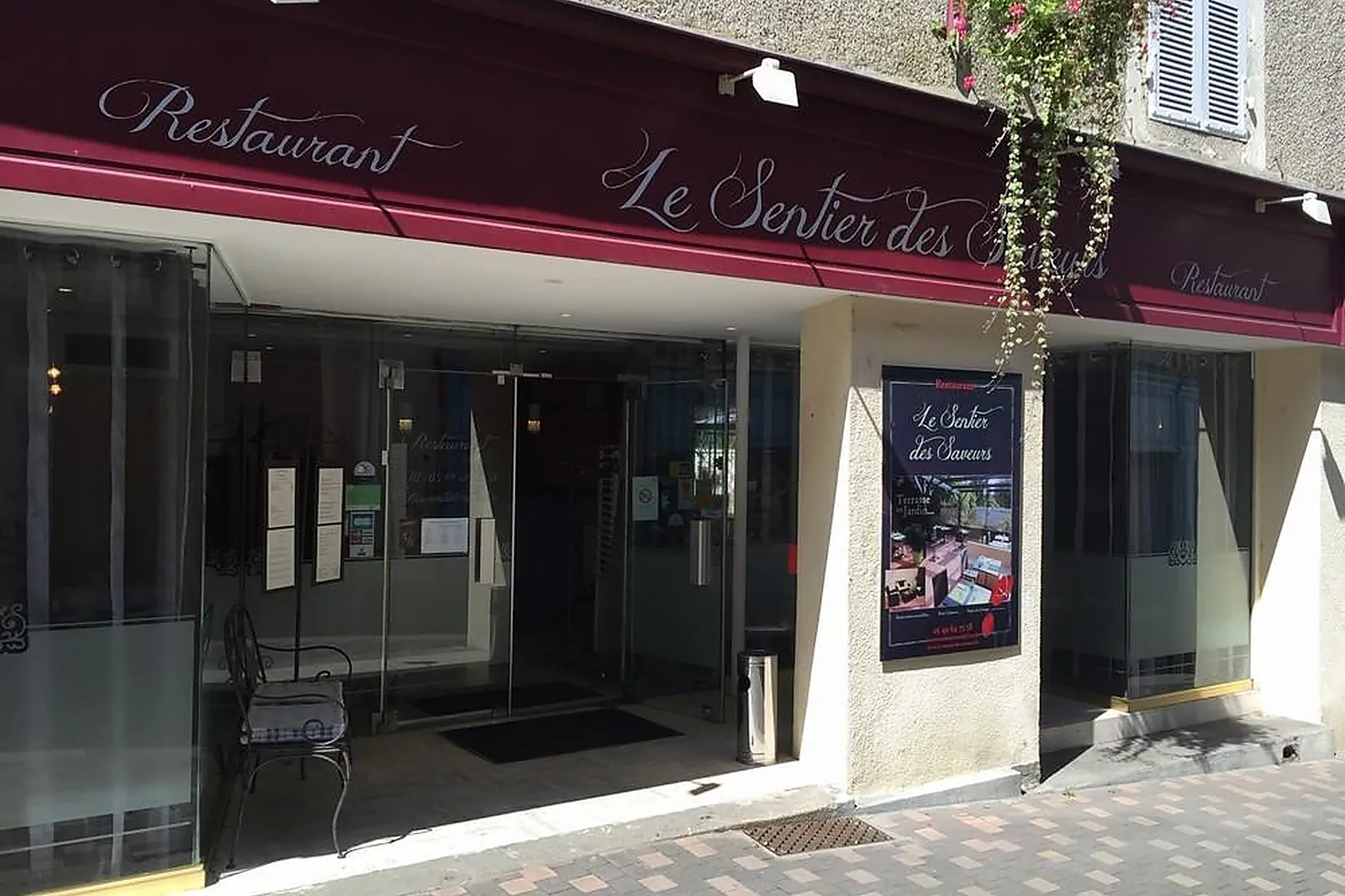 Cafés et Restaurants, RESTAURANTS - PARTHENAY (DEUX-SÈVRES) : LE SENTIER DES SAVEURS