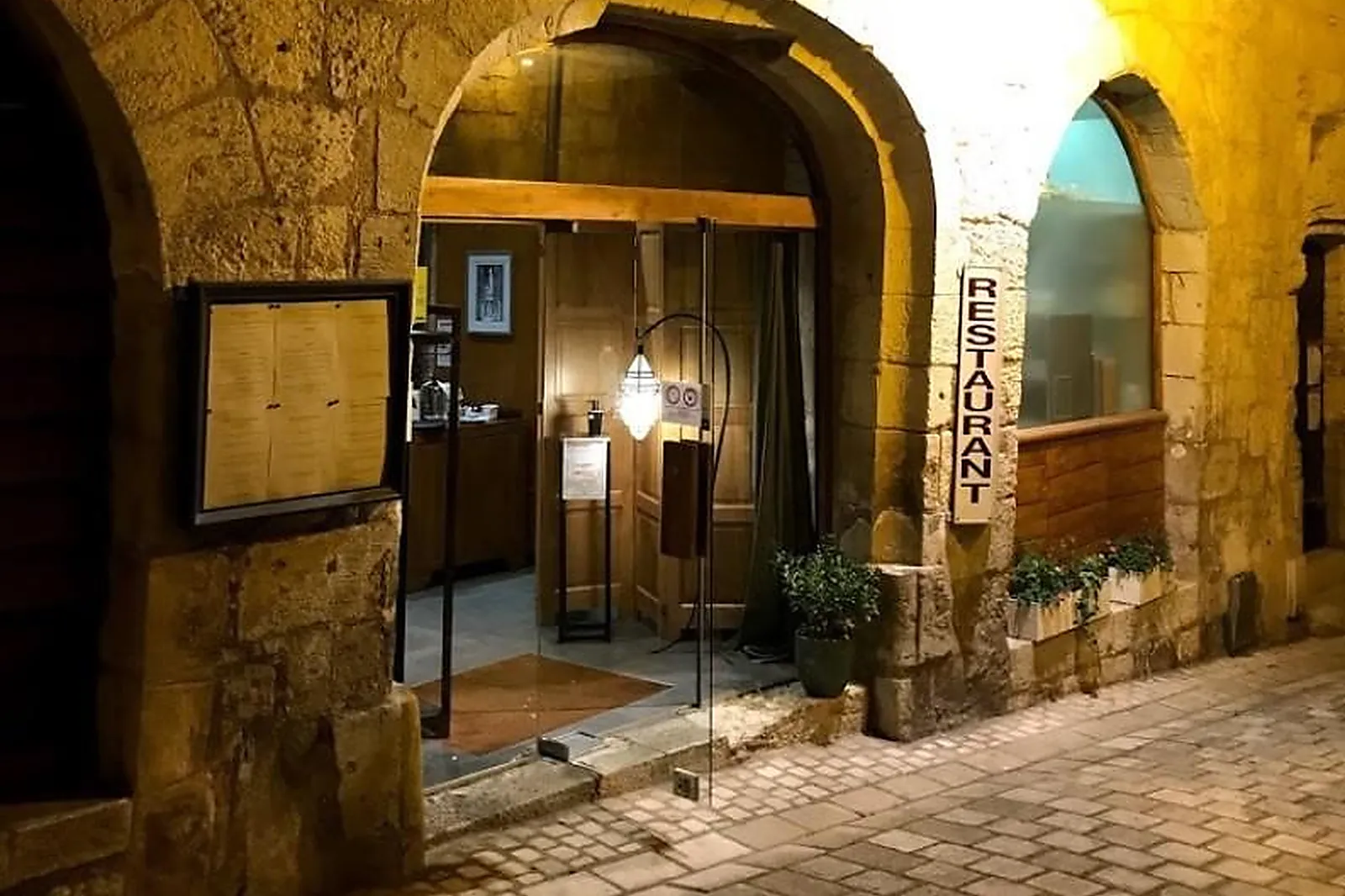 Cafés et Restaurants, RESTAURANTS - PERIGUEUX (DORDOGNE) : RESTAURANT HERCULE POIREAU