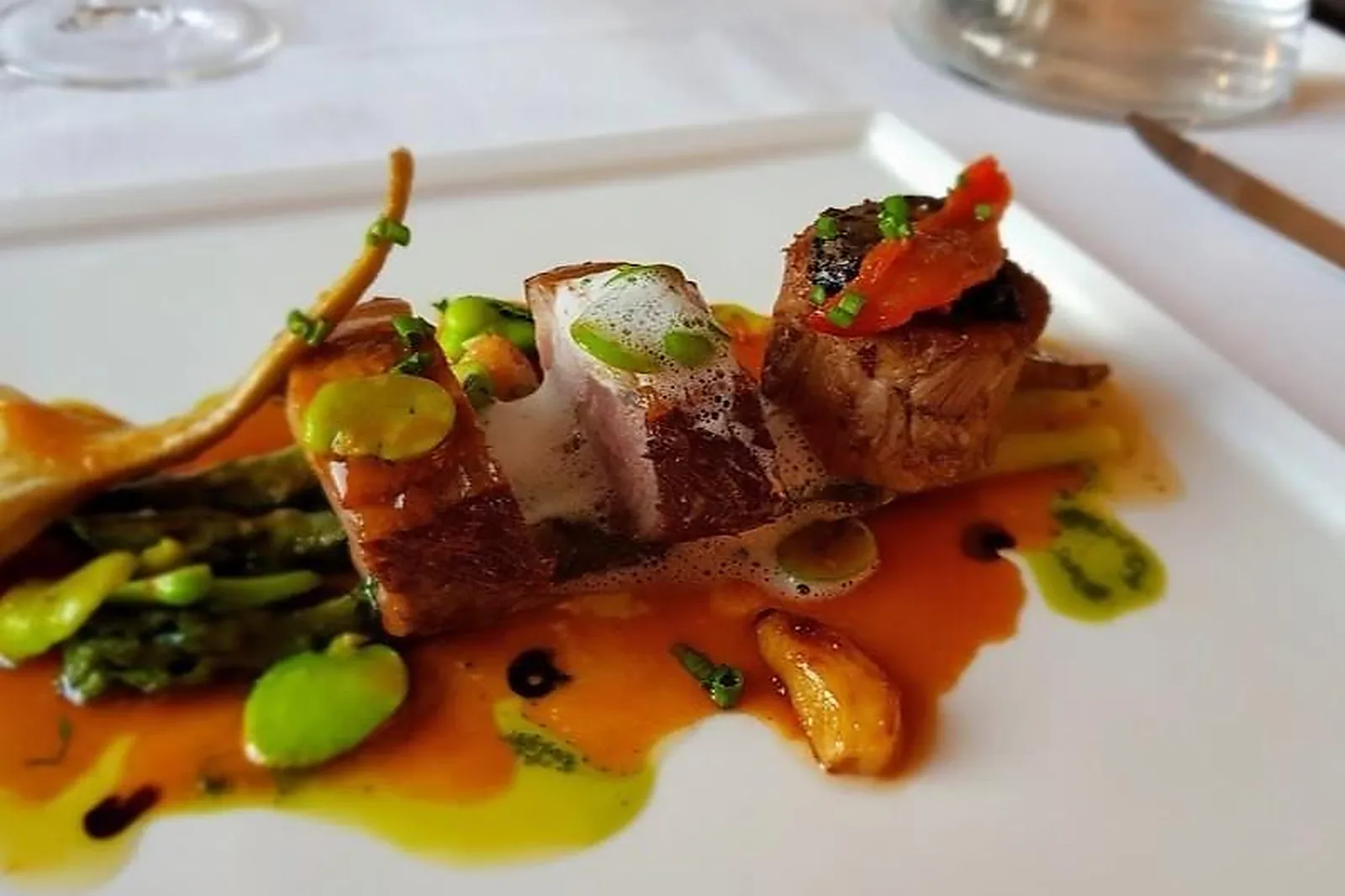 Cafés et Restaurants, RESTAURANTS - POMMARD (CÔTE-DL&RSQUO;OR) : AUPRÈS DU CLOCHER