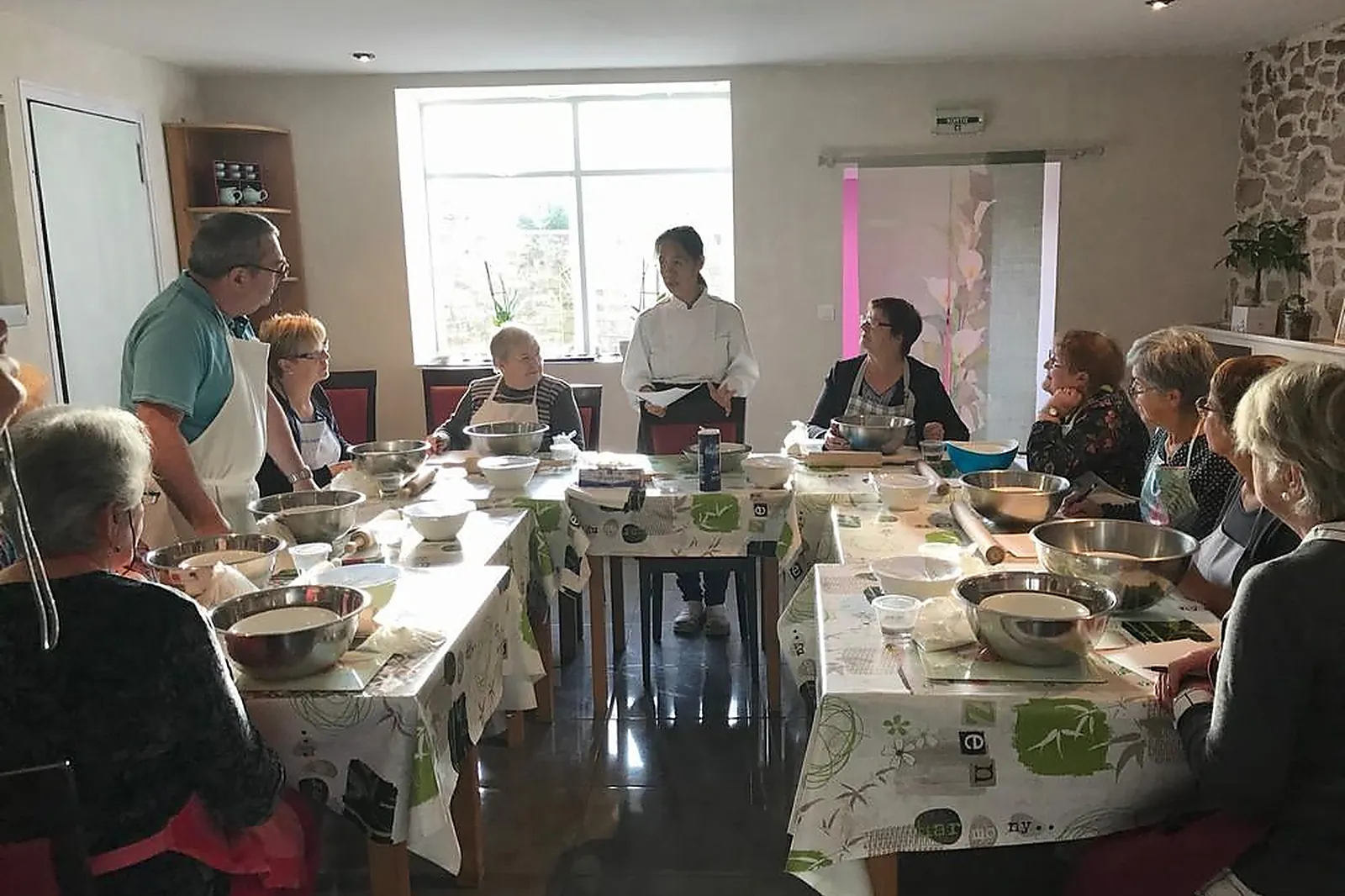 Cafés et Restaurants, RESTAURANTS - PONT-AVEN (FINISTÈRE) : LA CINQUIÈME SAVEUR