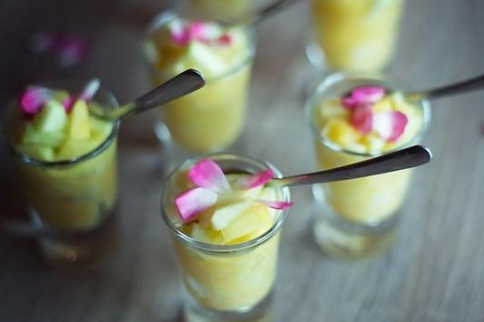 Cafés et Restaurants, RESTAURANTS - PONT-AVEN (FINISTÈRE) : LA CINQUIÈME SAVEUR