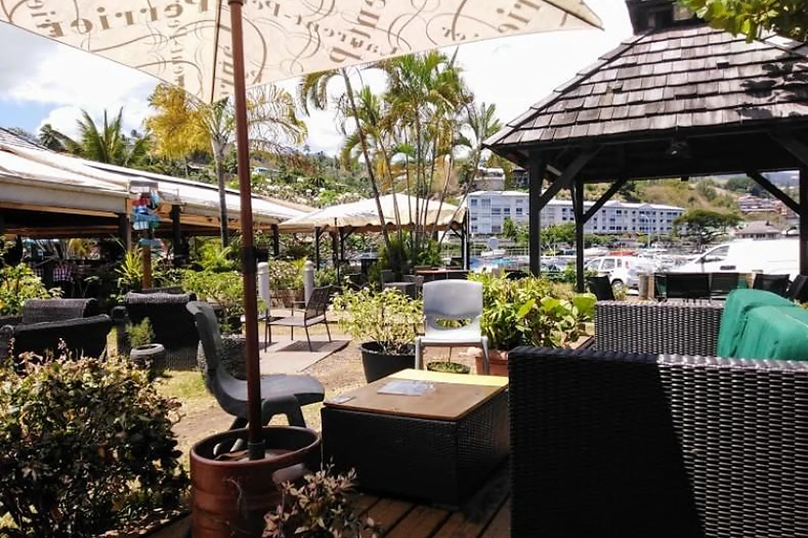 Cafés et Restaurants, RESTAURANTS - PUNAAUIA (POLYNÉSIE FRANÇAISE) : LA CASA BIANCA