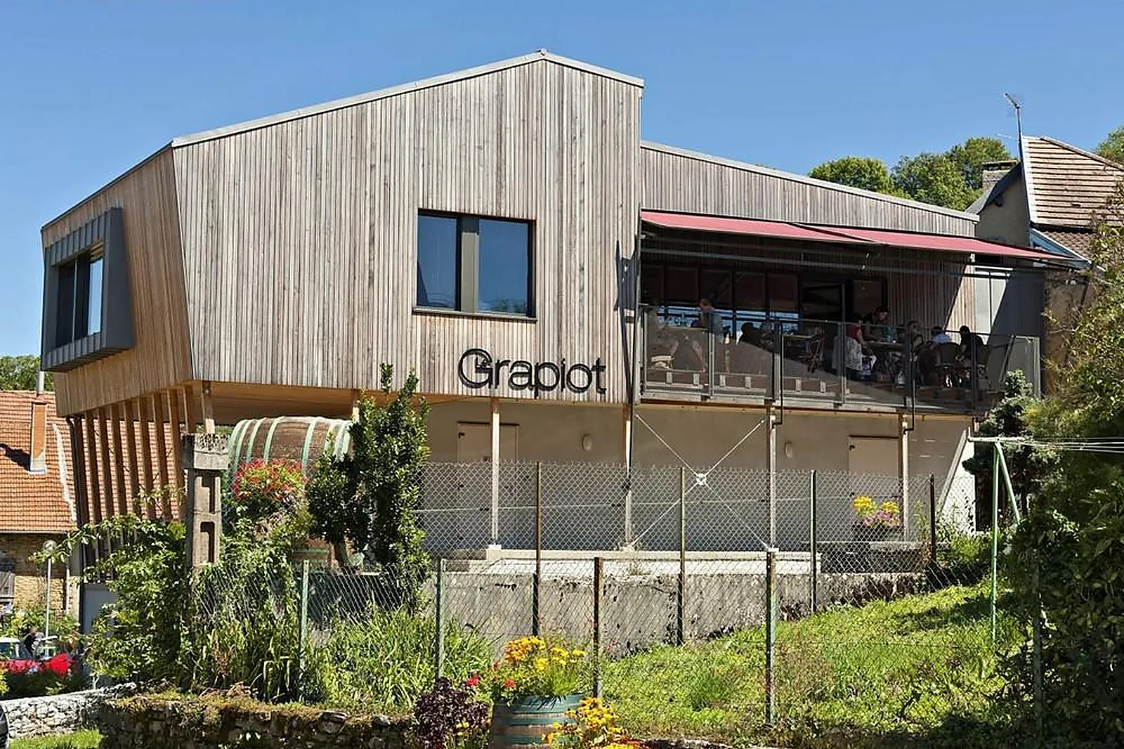 Cafés et Restaurants, RESTAURANTS - PUPILLIN (JURA) : LE GRAPIOT