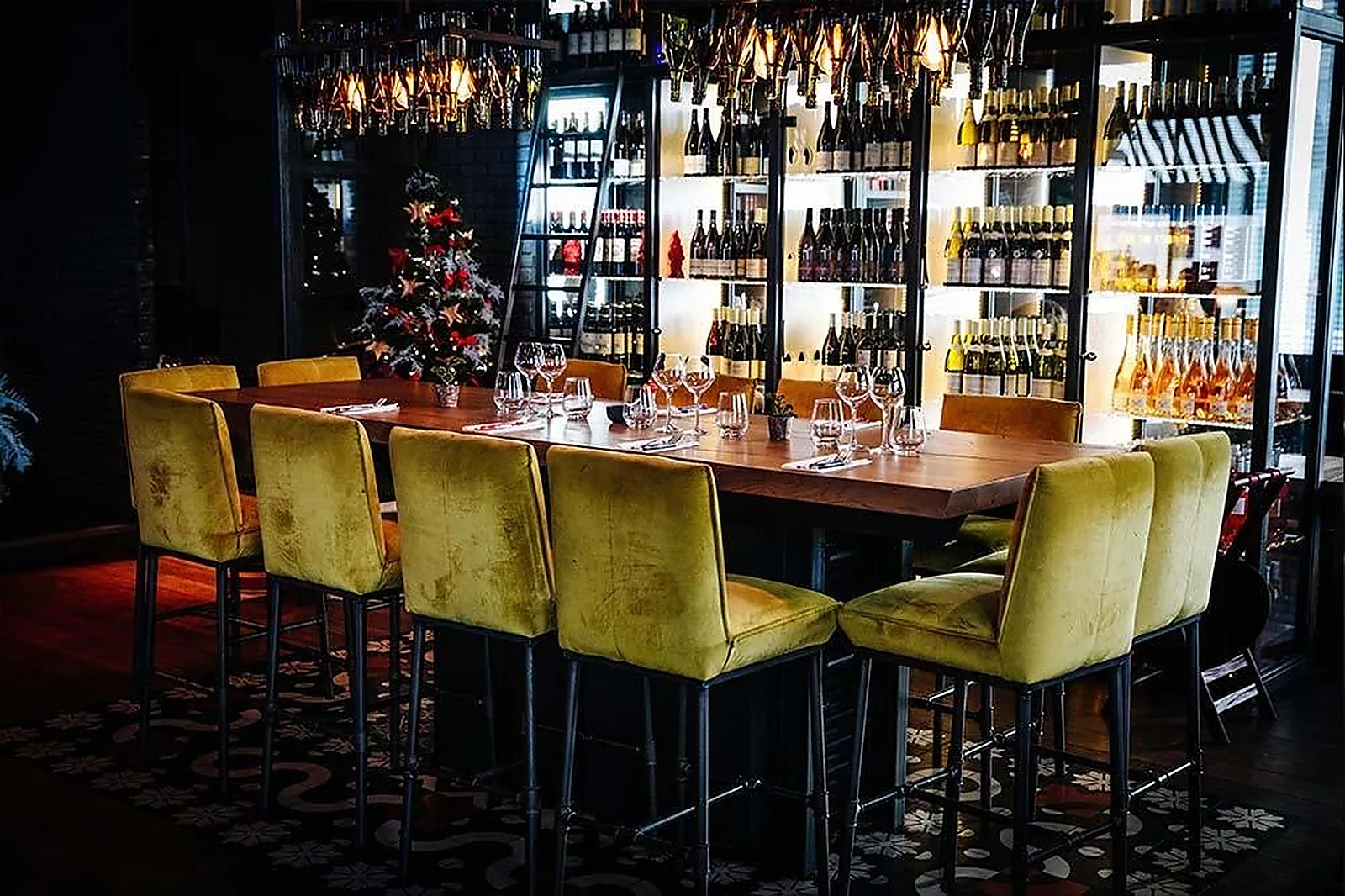 Cafés et Restaurants, RESTAURANTS - PUTEAUX (HAUTS-DE-SEINE) : SAPERLIPOPETTE