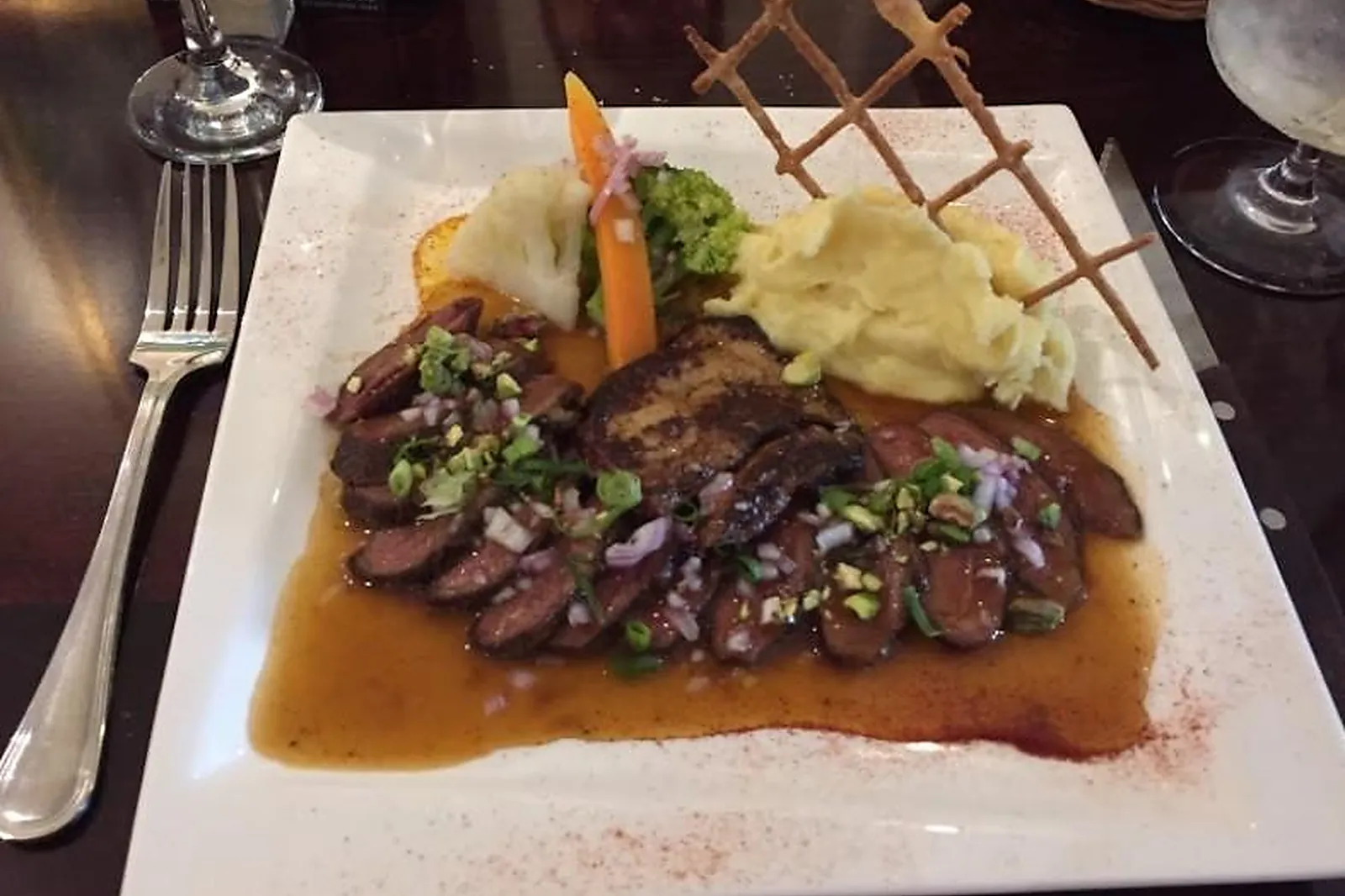 Cafés et Restaurants, RESTAURANTS - PAPEETE (POLYNÉSIE FRANÇAISE) : LE SOUFFLÉ