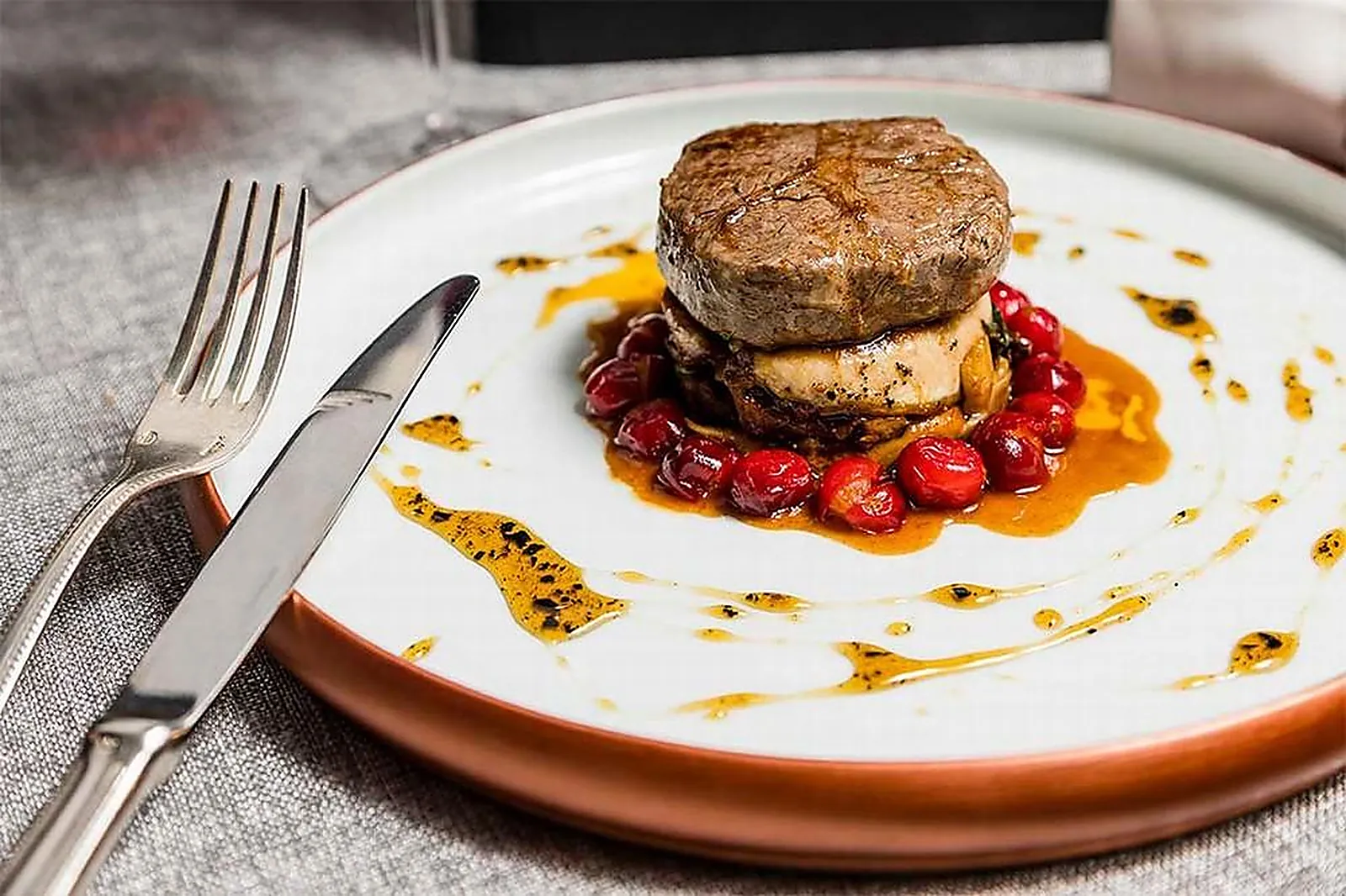 Cafés et Restaurants, RESTAURANTS - PARIS (PARIS) : LES TANTES JEANNE