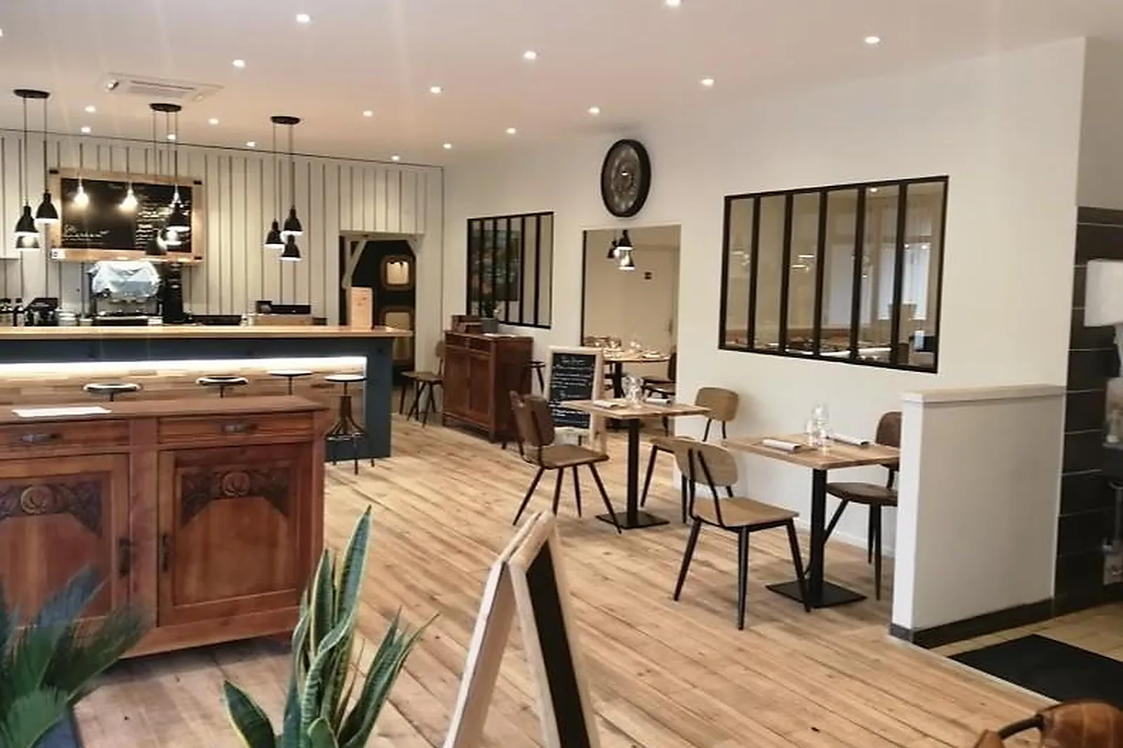 Cafés et Restaurants, RESTAURANTS - RAMONVILLE-SAINT-AGNE (HAUTE-GARONNE) : LA TABLE DE LAURENT