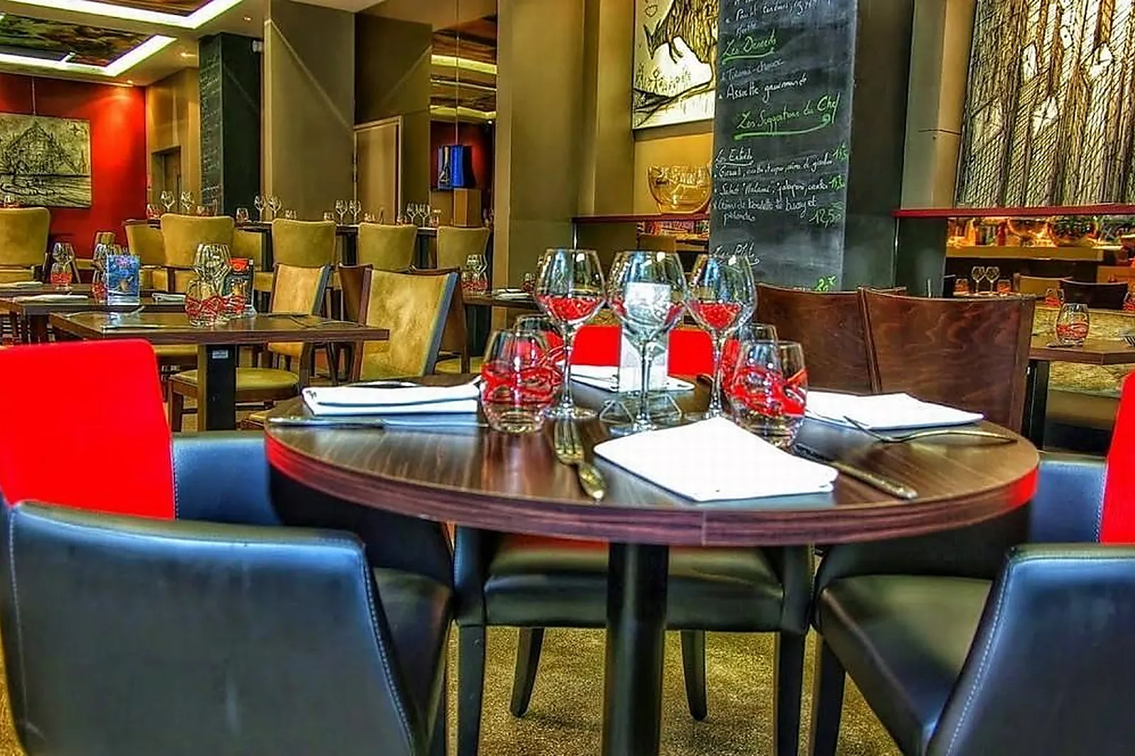 Cafés et Restaurants, RESTAURANTS - REIMS (MARNE) : BOUILLON DES HALLES