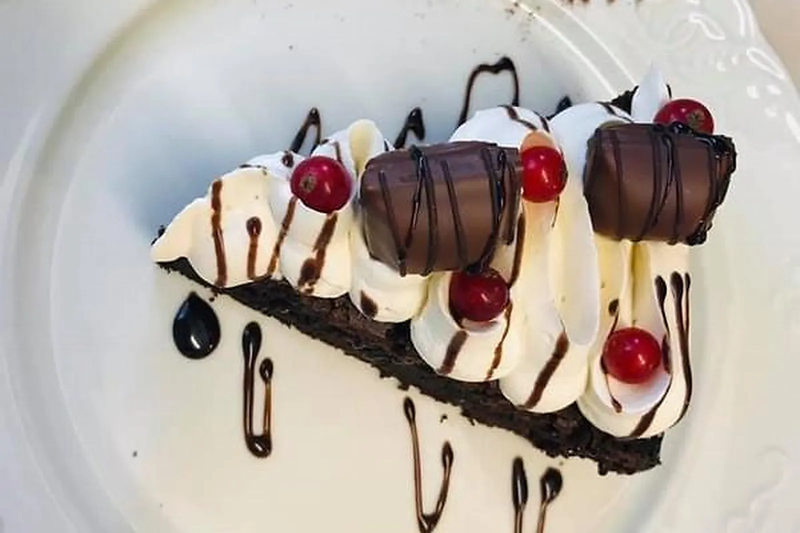 Cafés et Restaurants, RESTAURANTS - REIMS (MARNE) : BOUILLON DES HALLES