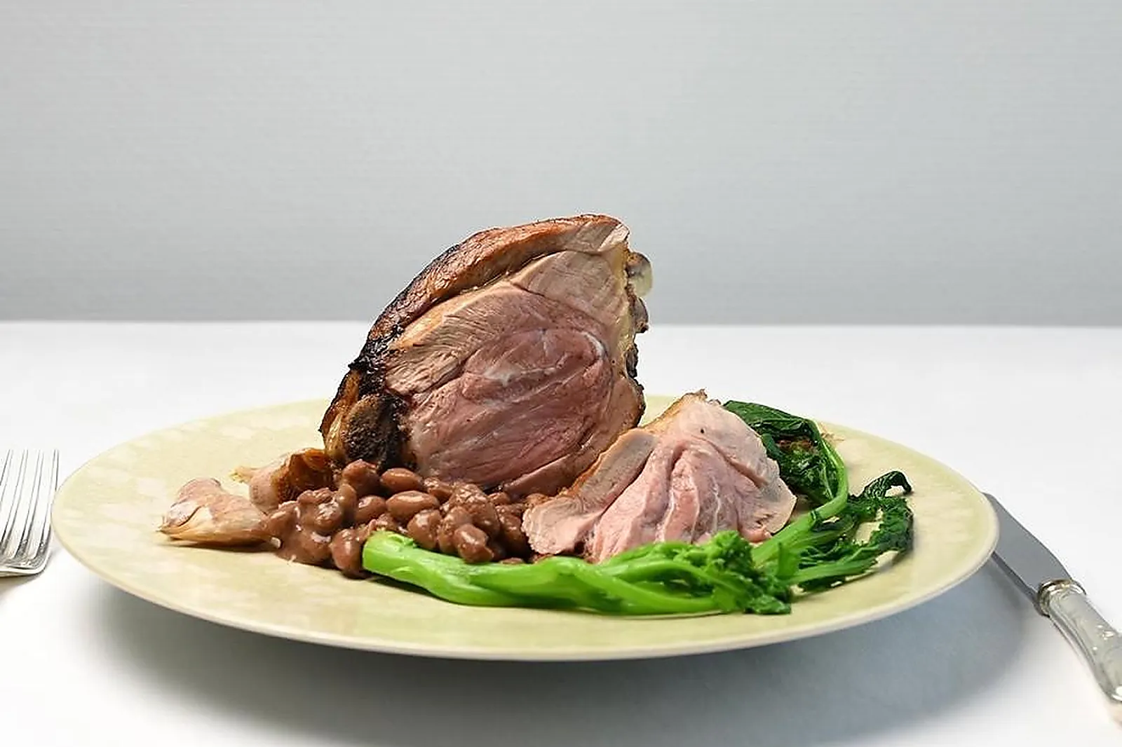 Cafés et Restaurants, RESTAURANTS - REUILLY (INDRE) : LES 3 CÉPAGES