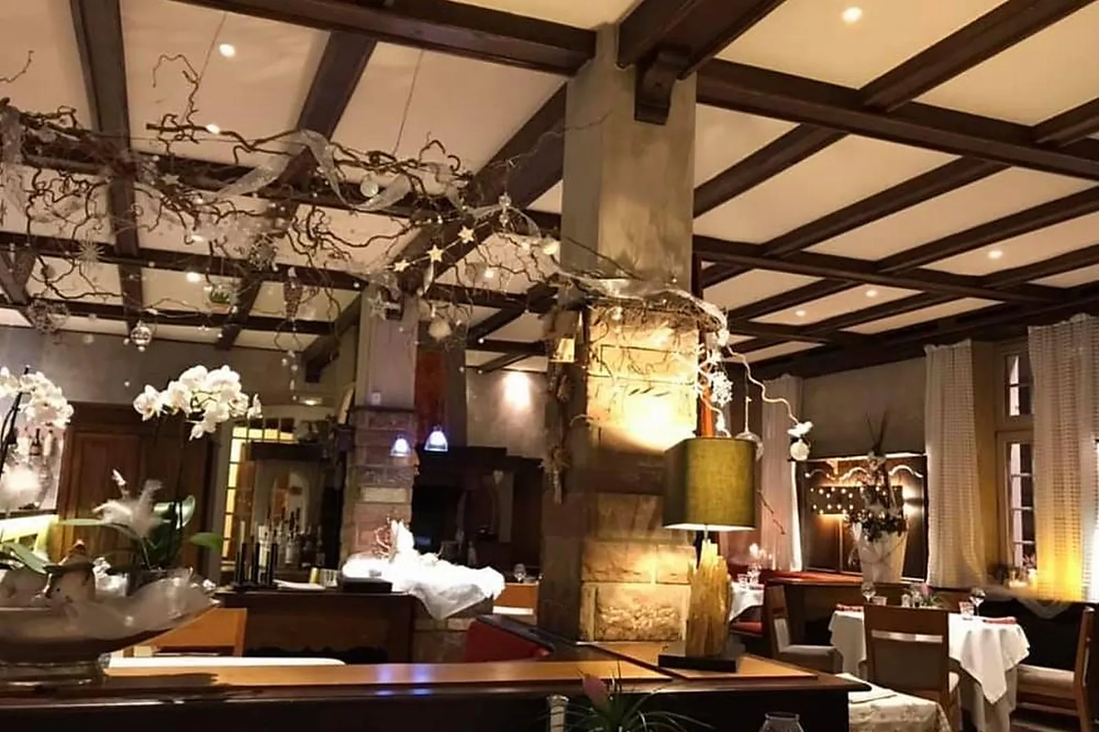 Cafés et Restaurants, RESTAURANTS - RIBEAUVILLE (HAUT-RHIN) : AU RELAIS DES MÉNÉTRIERS