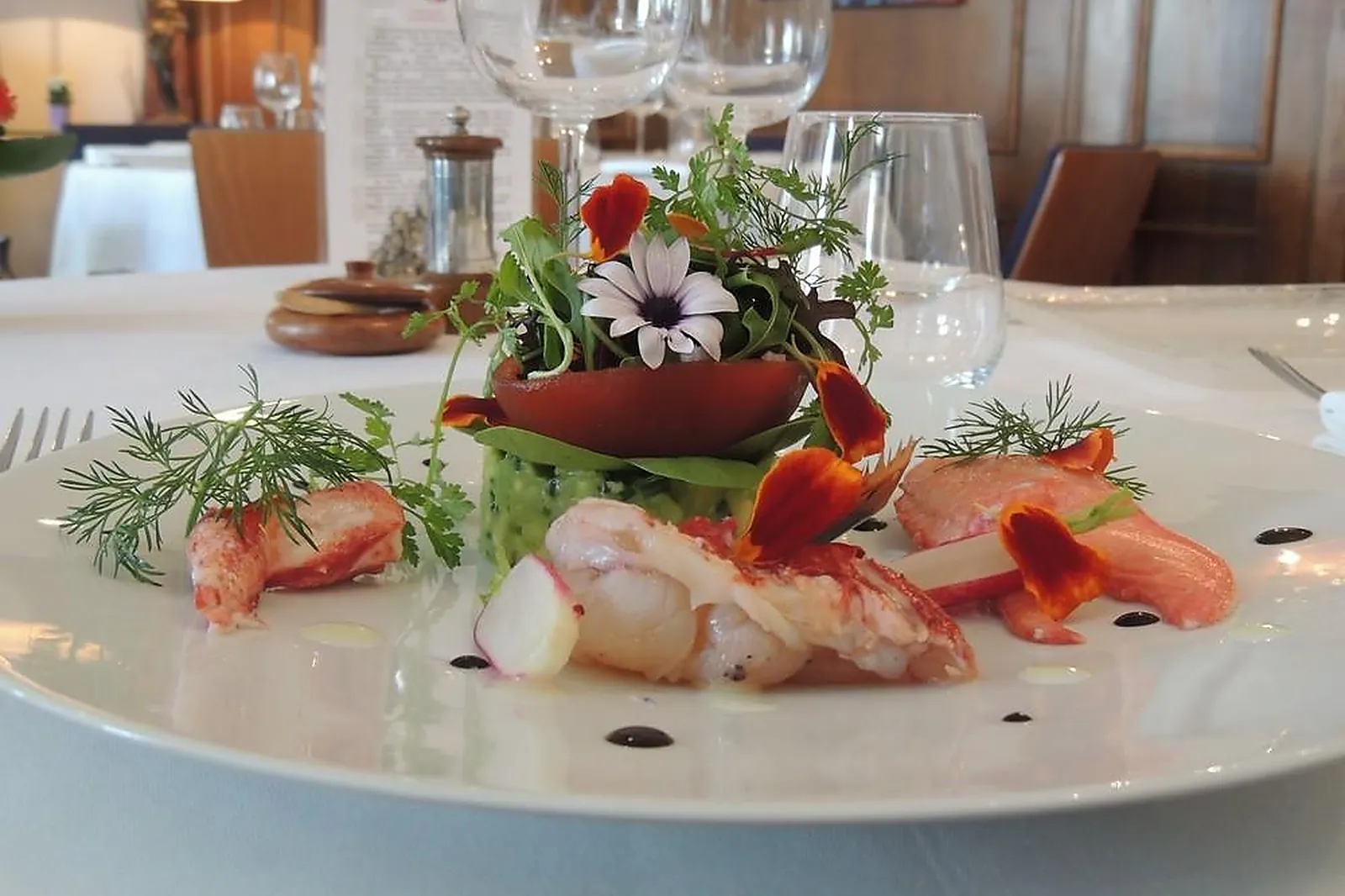 Cafés et Restaurants, RESTAURANTS - ROYE (SOMME) : LA FLAMICHE