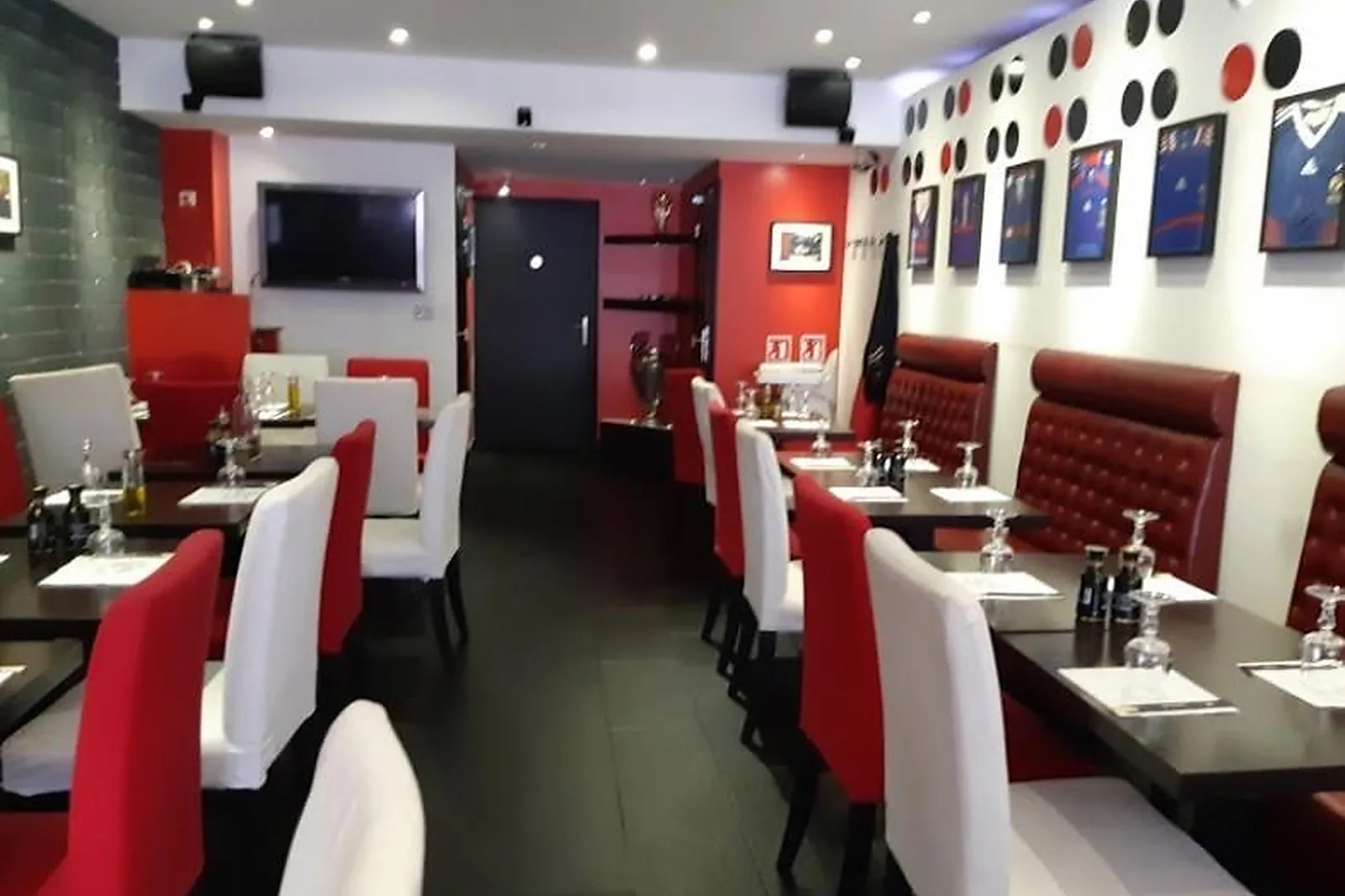 Cafés et Restaurants, RESTAURANTS - RUNGIS (VAL-DE-MARNE) : CHEZ BIBI