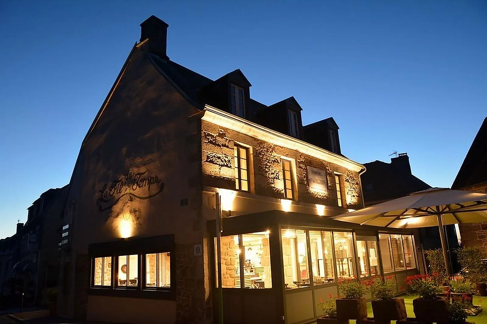 Cafés et Restaurants, RESTAURANTS - SAINTE-FEYRE (CREUSE) : LE FIL DU TEMPS