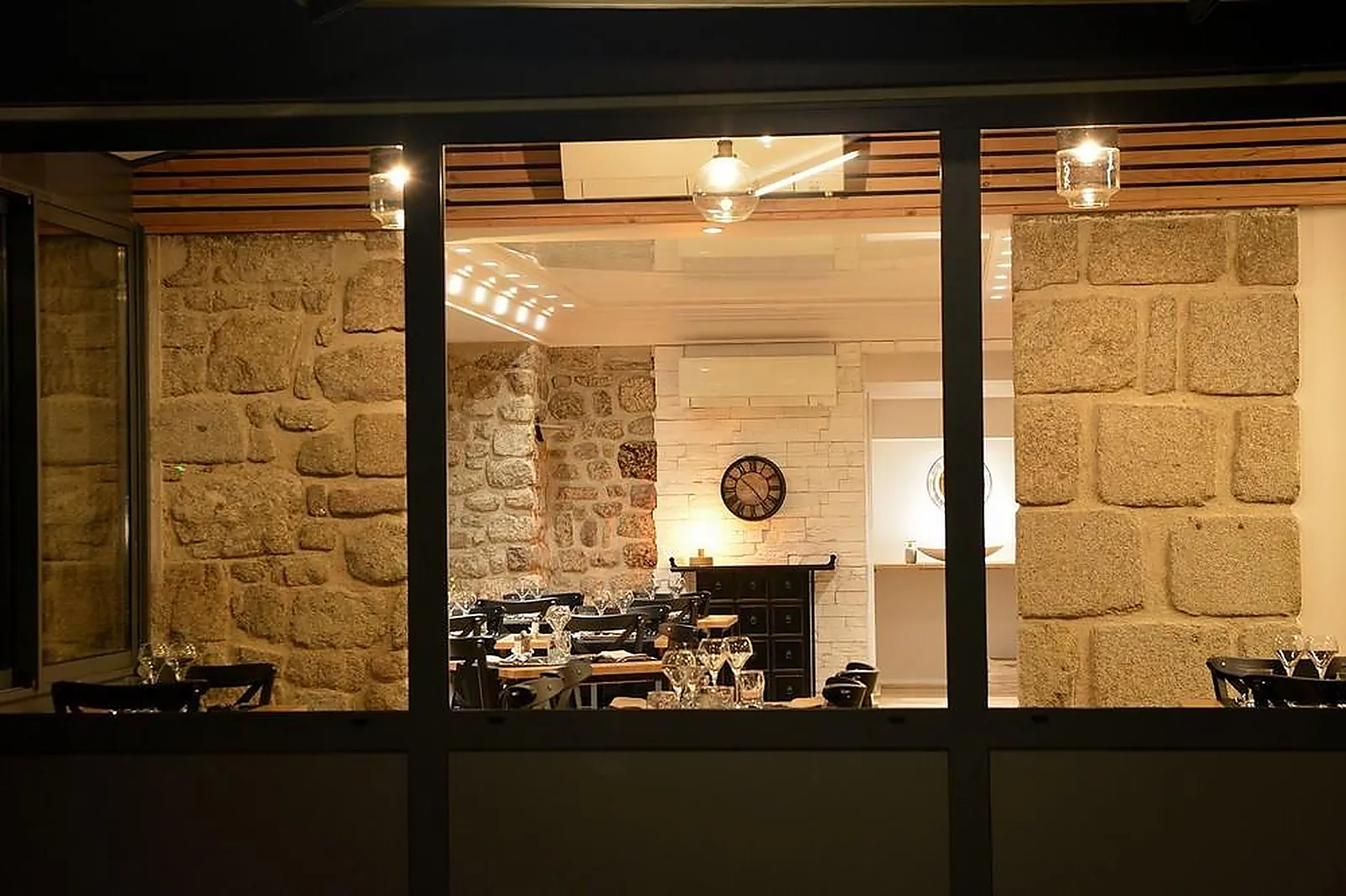 Cafés et Restaurants, RESTAURANTS - SAINTE-FEYRE (CREUSE) : LE FIL DU TEMPS