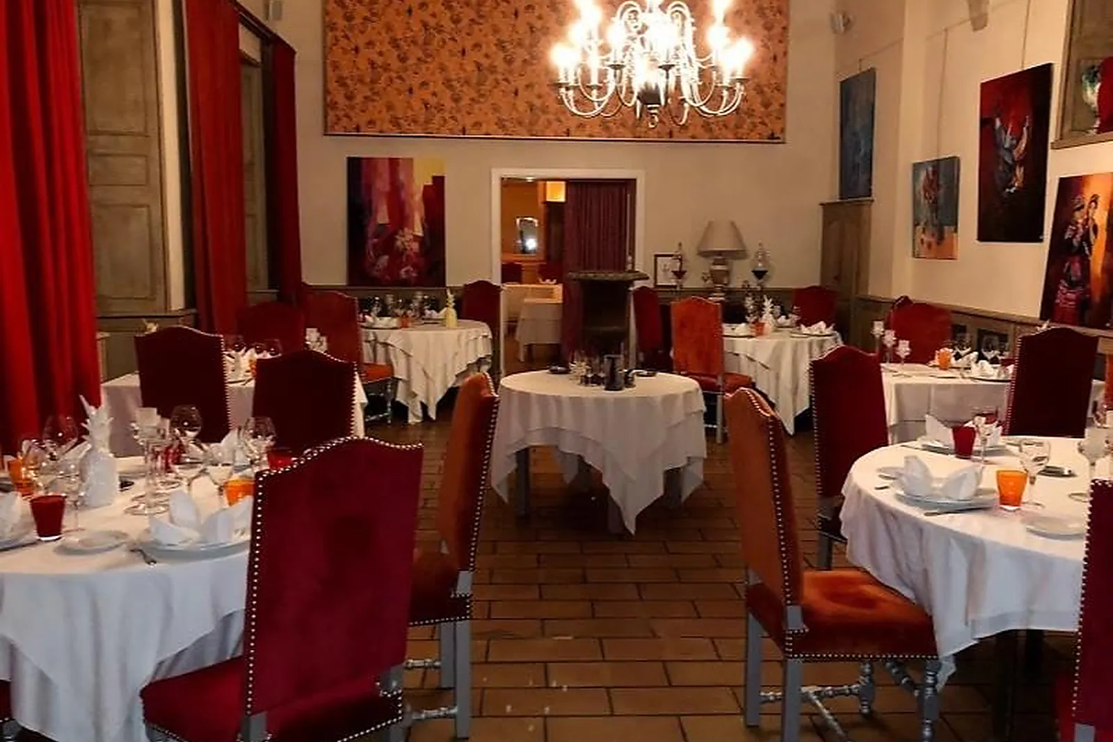 Cafés et Restaurants, RESTAURANTS - SAINTE-VERGE (DEUX-SÈVRES) : LOGIS DE POMPOIS