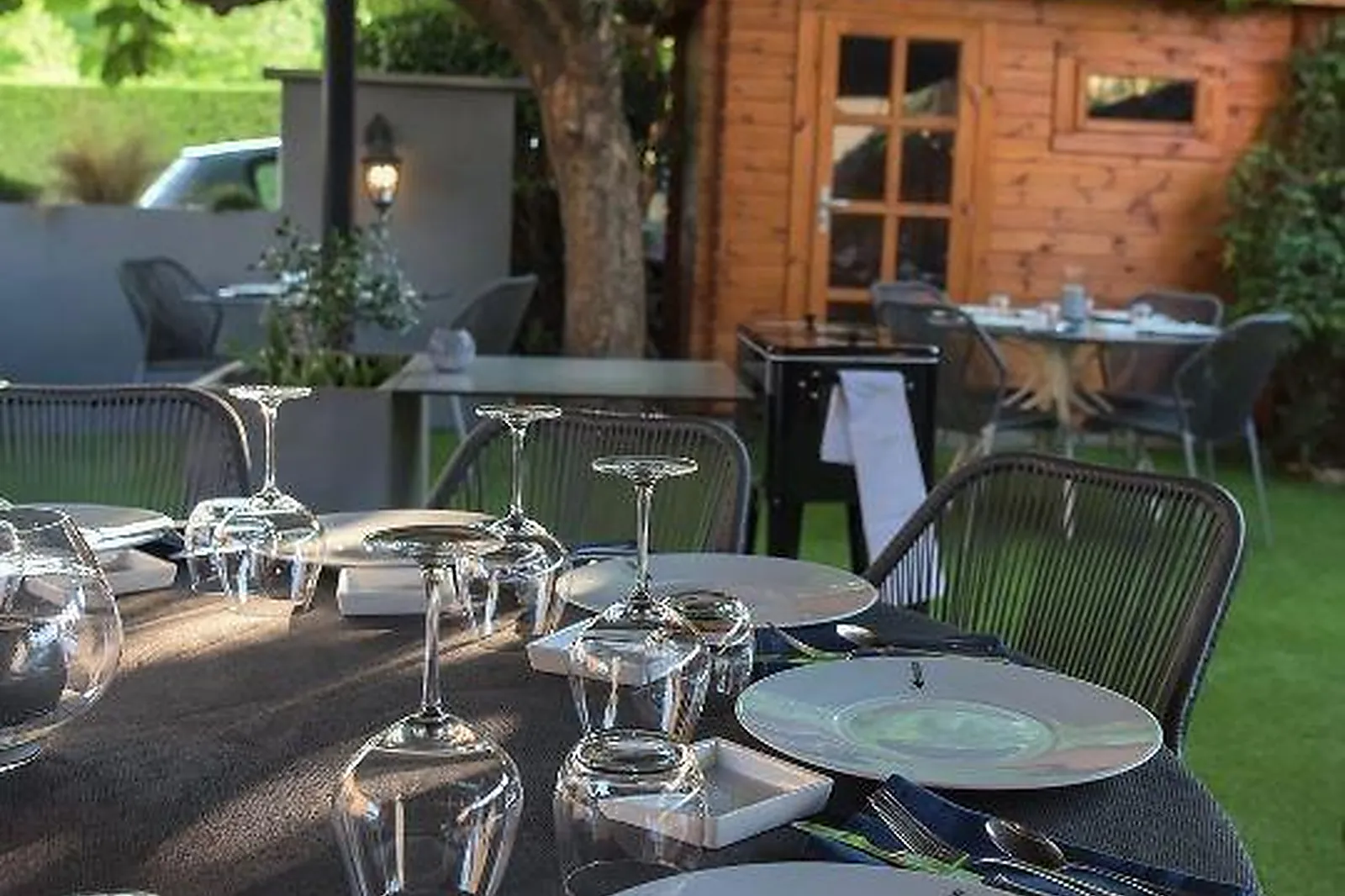 Cafés et Restaurants, RESTAURANTS - SAINT-ALBAN-DE-ROCHE (ISÈRE) : LL&RSQUO;EMULSION